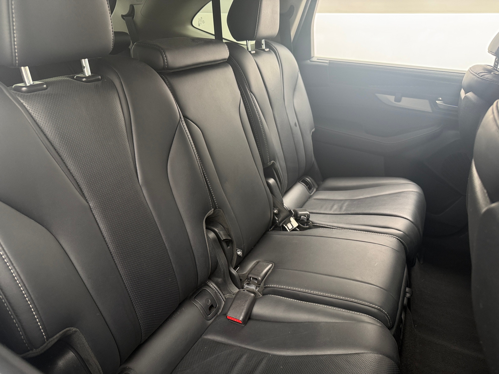 Thumbnail: 2023 Acura MDX - 5