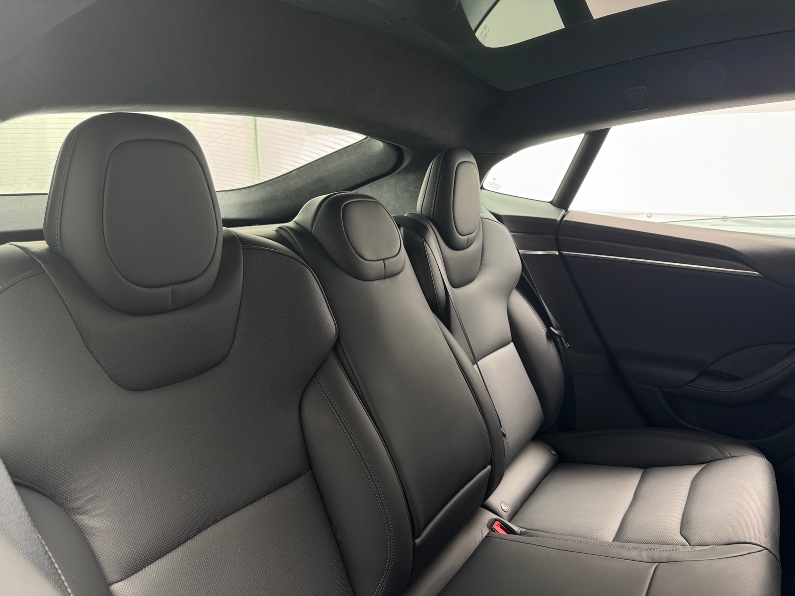 Thumbnail: 2022 Tesla Model S - 5