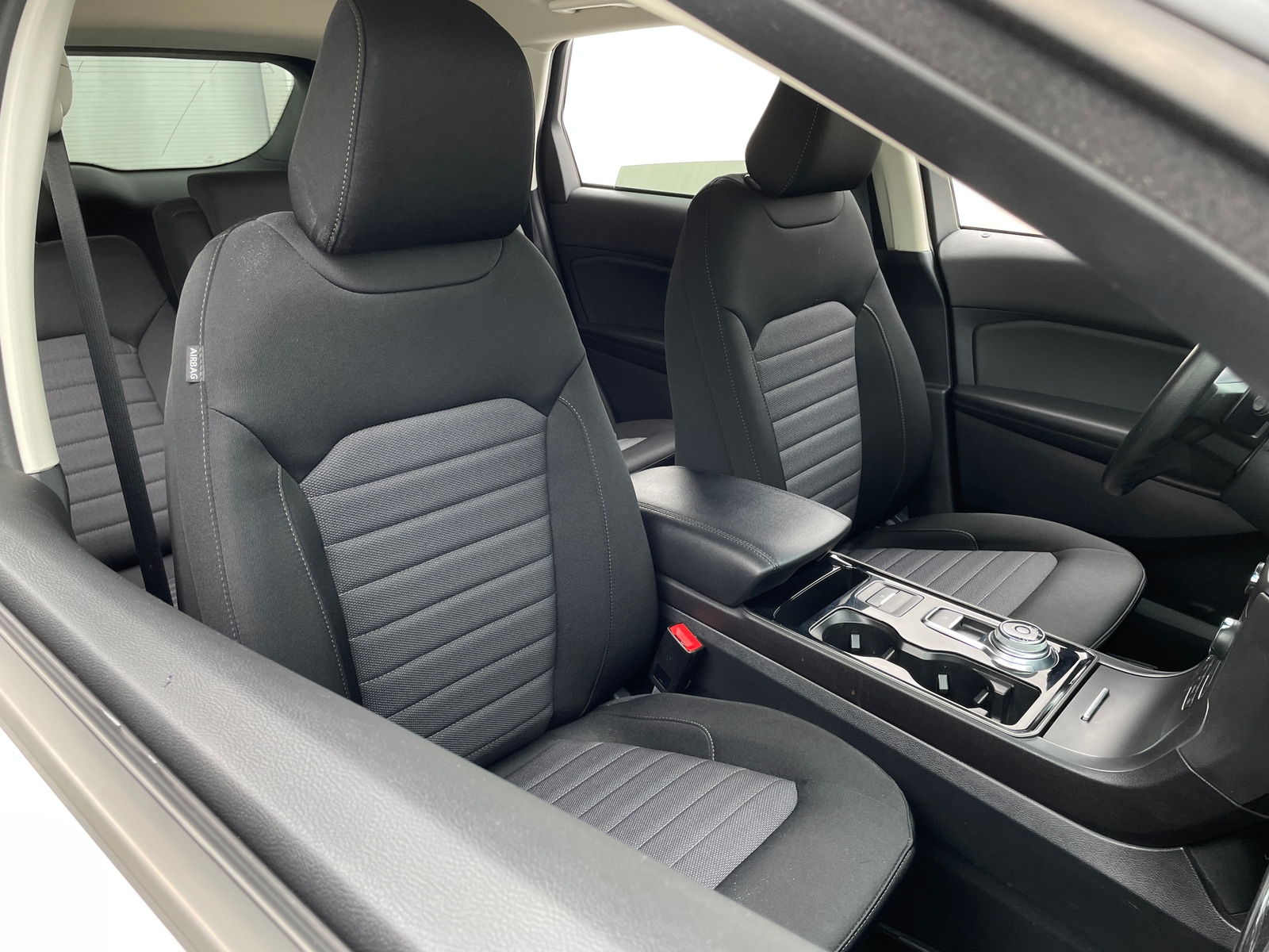 Thumbnail: 2020 Ford Edge - 2