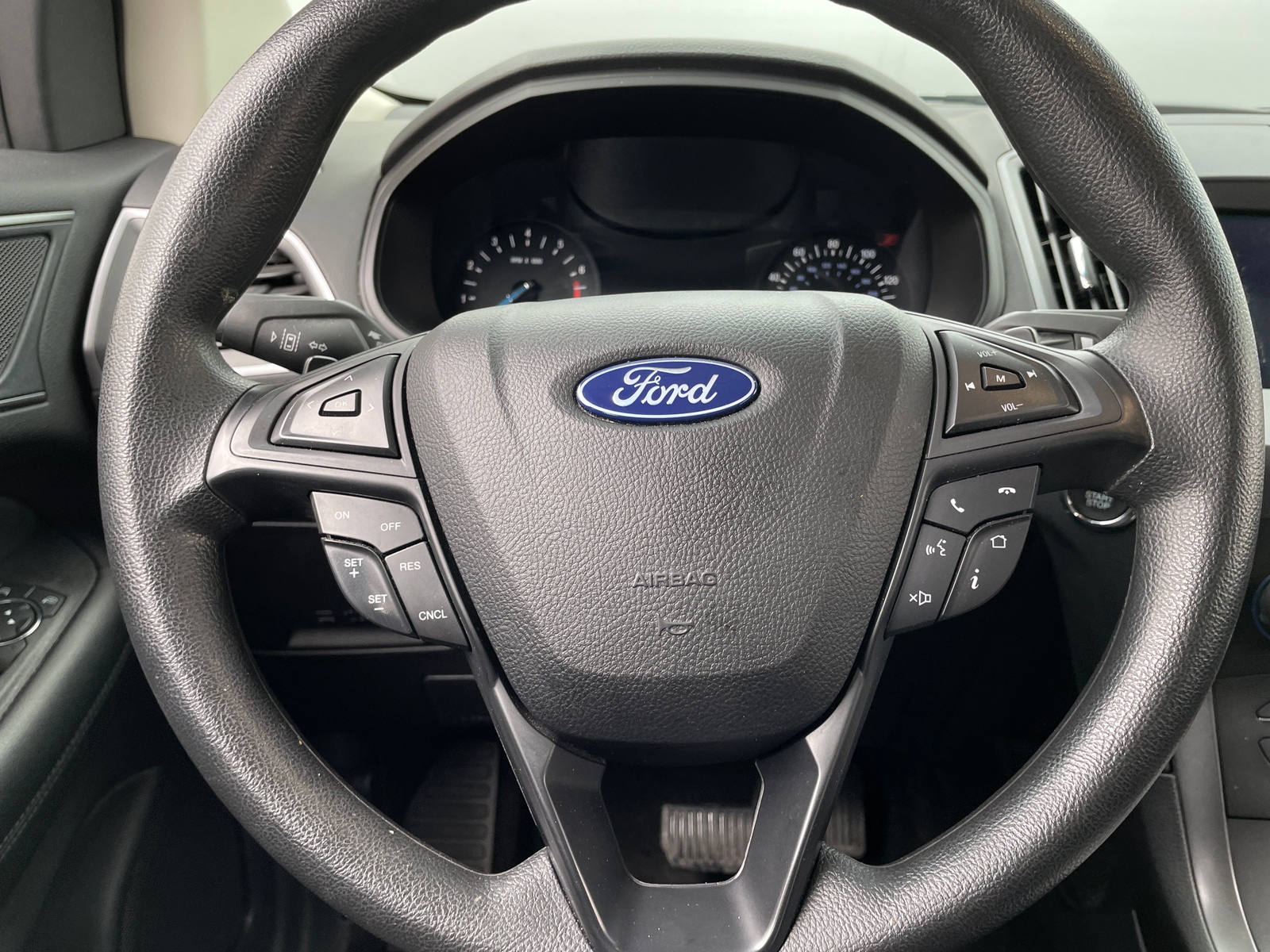 Thumbnail: 2020 Ford Edge - 5