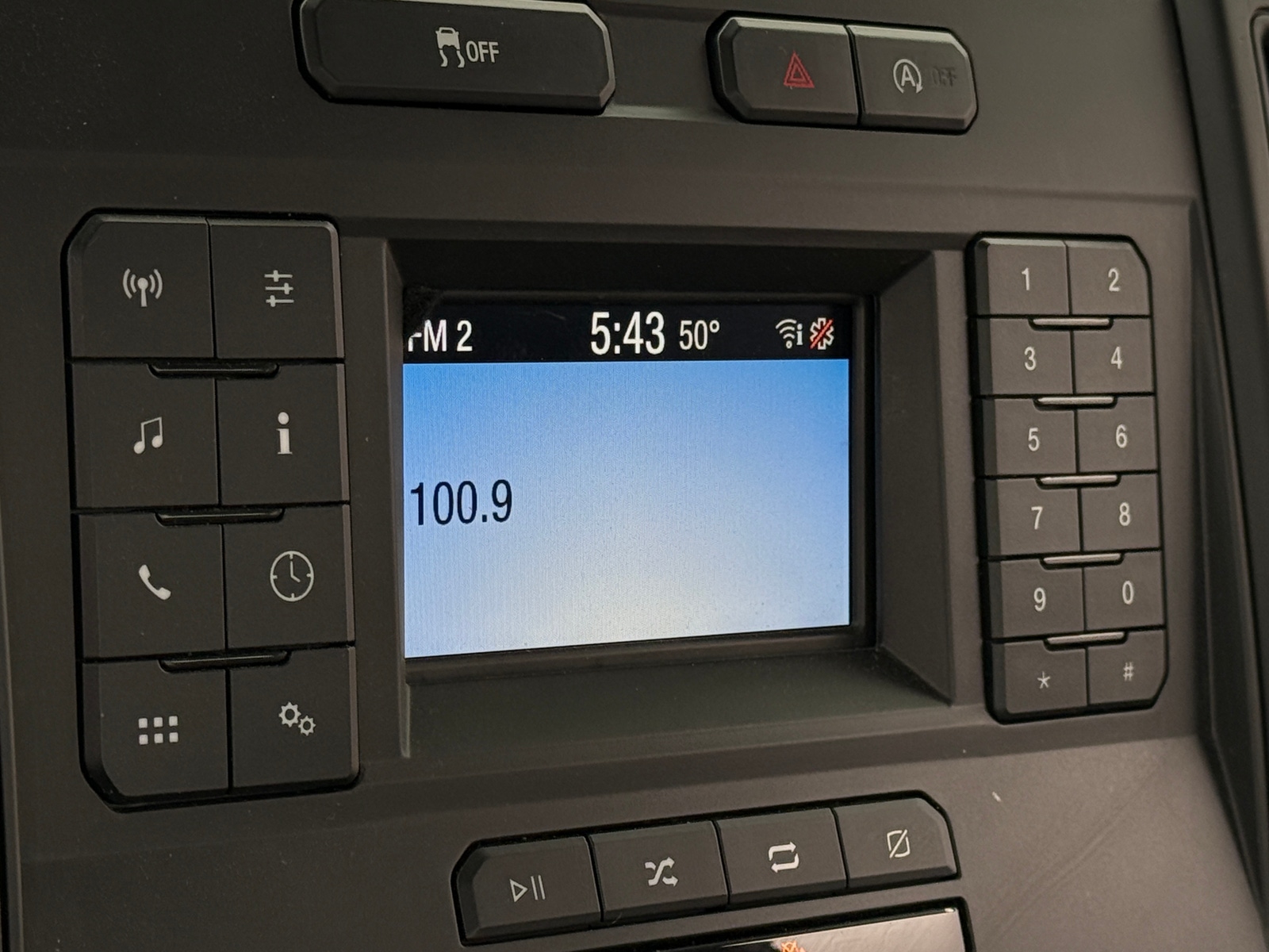 Thumbnail: 2018 Ford Econoline - 4