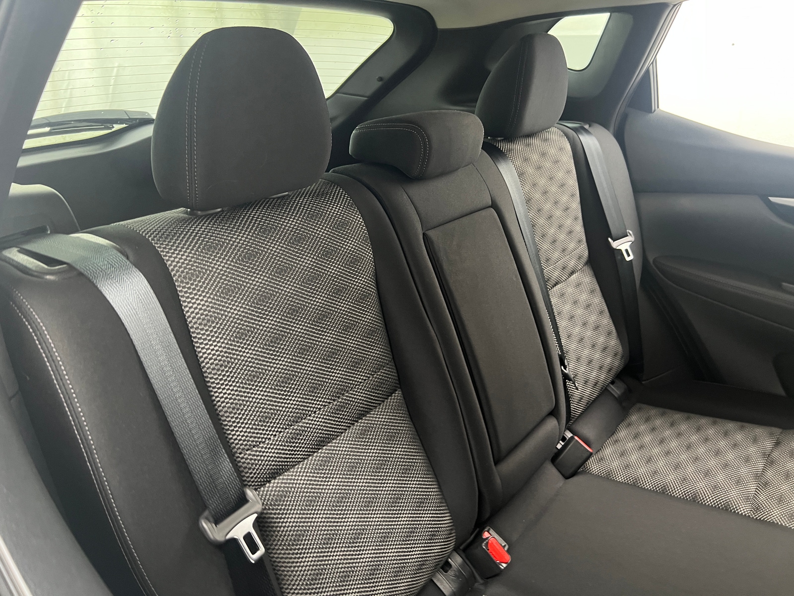 Thumbnail: 2019 Nissan Rogue Sport - 6