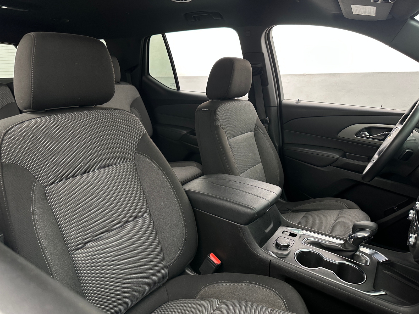 Thumbnail: 2023 Chevrolet Traverse - 2