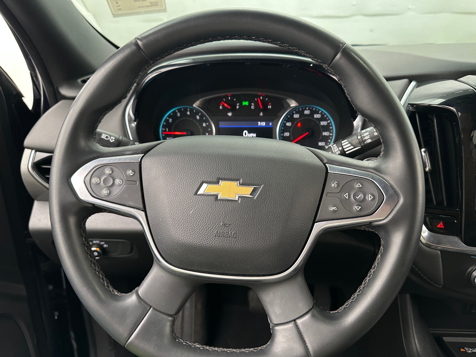 Thumbnail: 2023 Chevrolet Traverse - 5