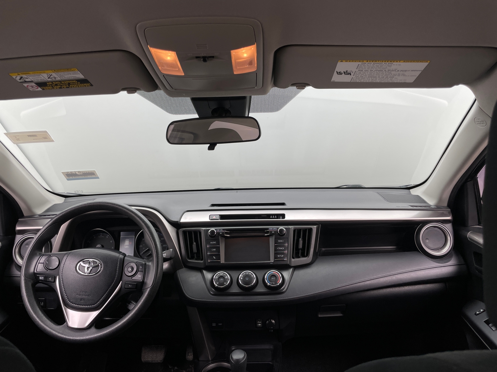 Thumbnail: 2018 Toyota RAV4 - 3