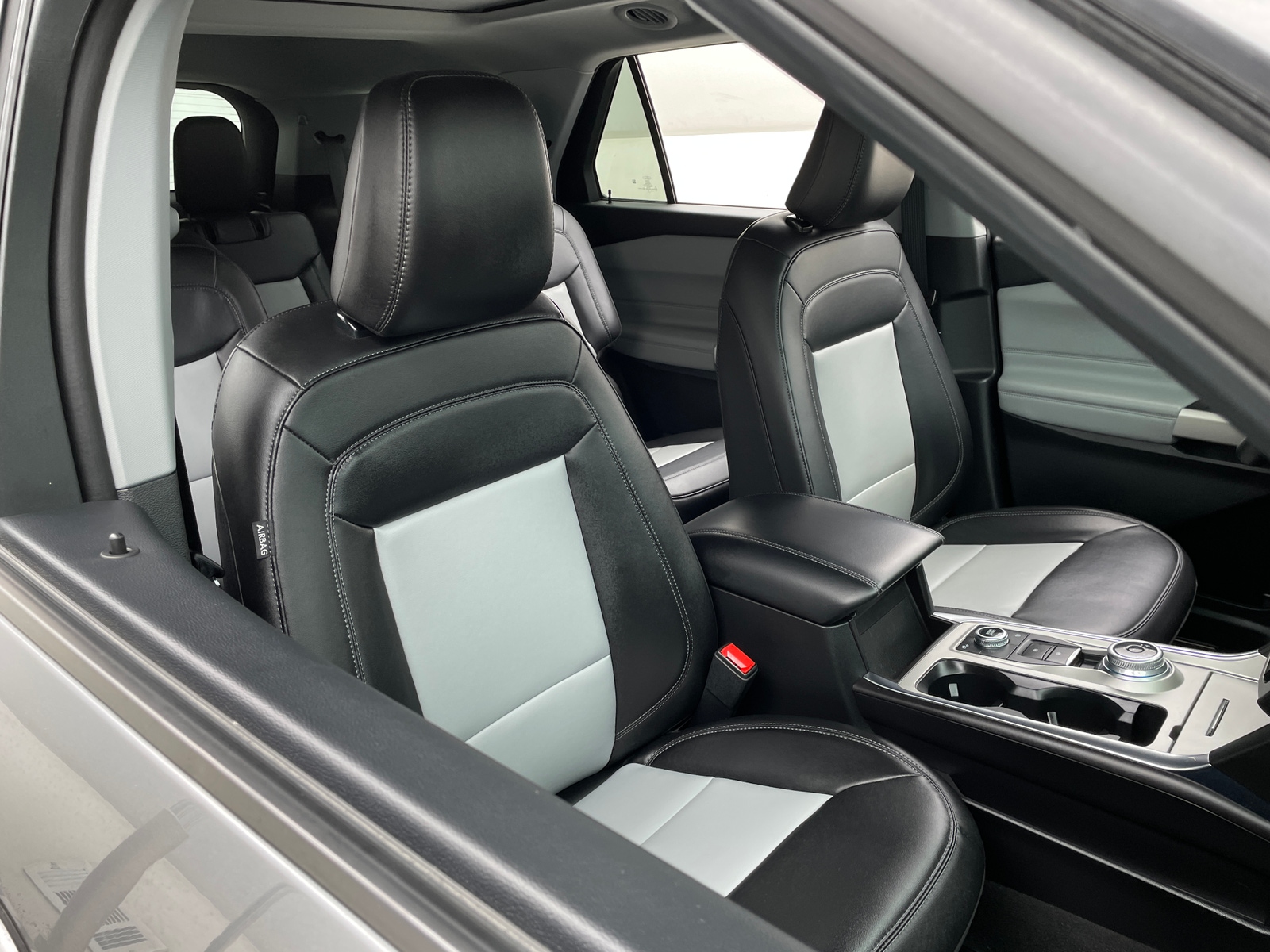 Thumbnail: 2024 Ford Explorer - 2