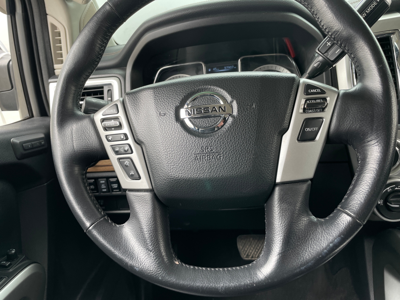 Thumbnail: 2018 Nissan Titan - 4