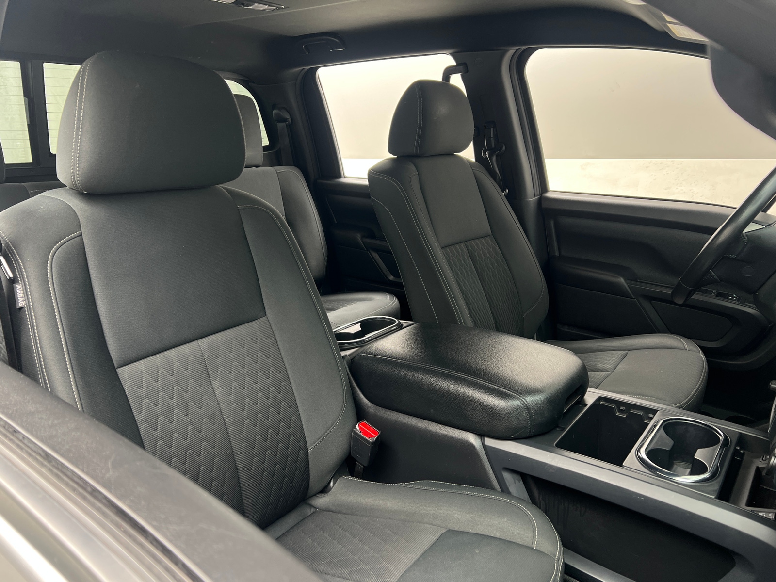 Thumbnail: 2019 Nissan Titan - 2
