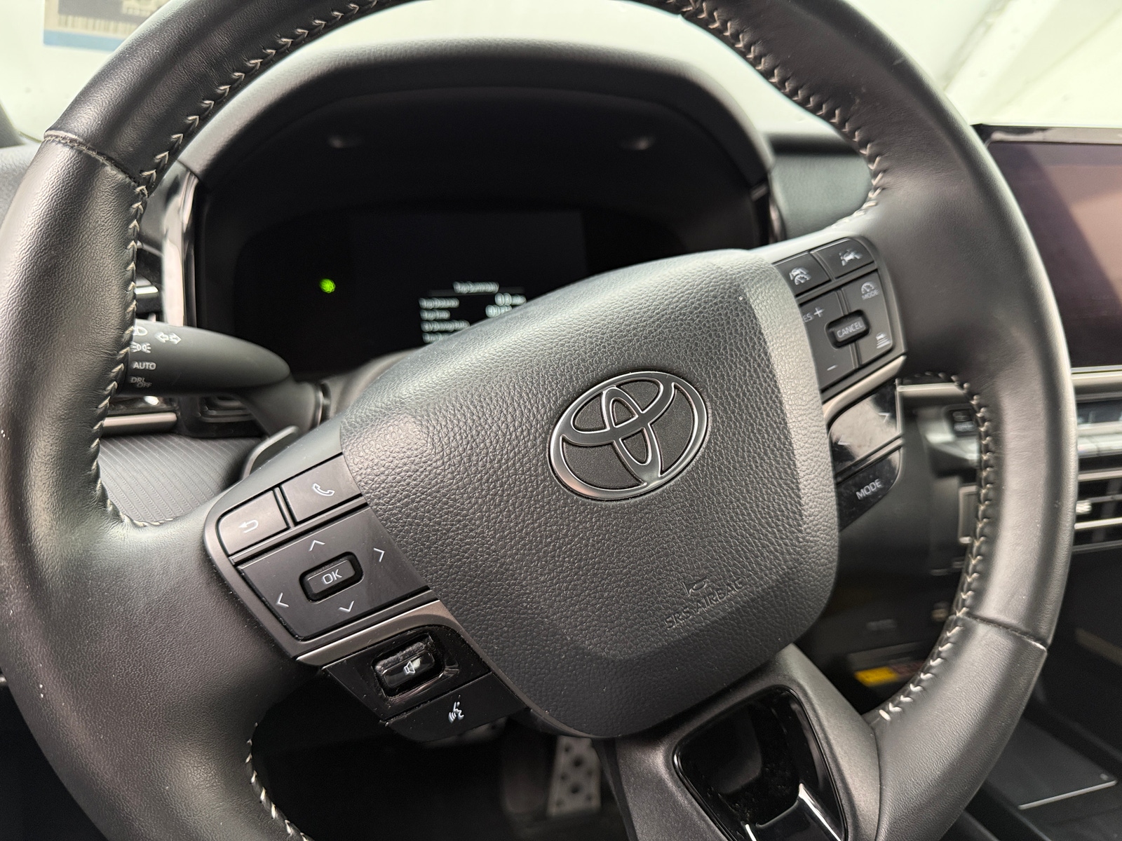 Thumbnail: 2025 Toyota Camry - 4