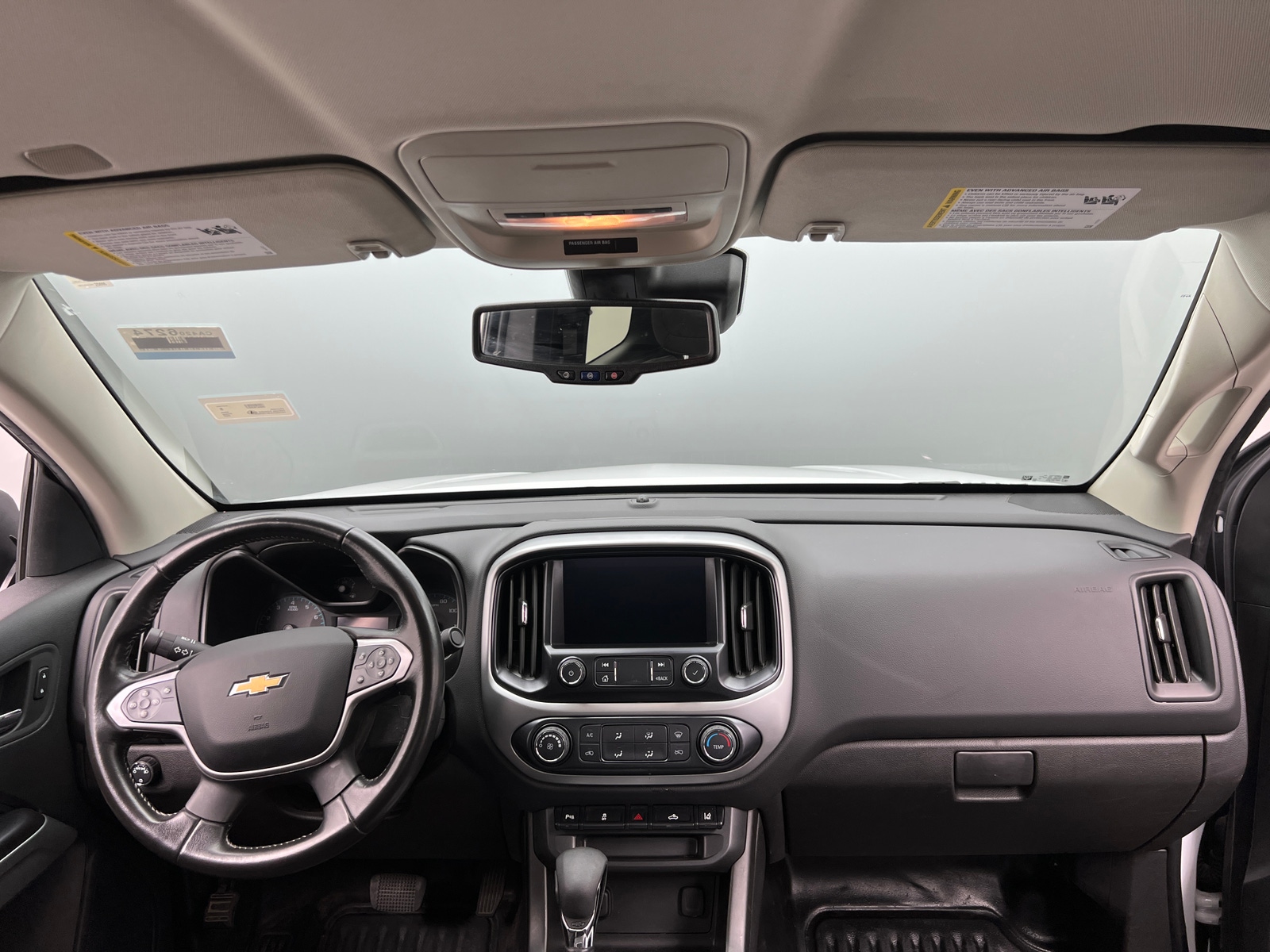 Thumbnail: 2022 Chevrolet Colorado - 3