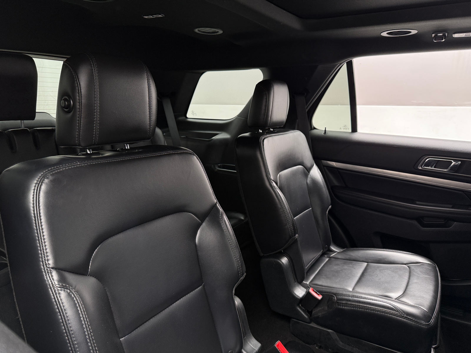 Thumbnail: 2019 Ford Explorer - 6