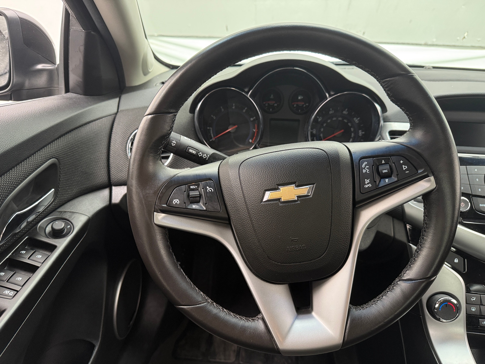 Thumbnail: 2012 Chevrolet Cruze - 5