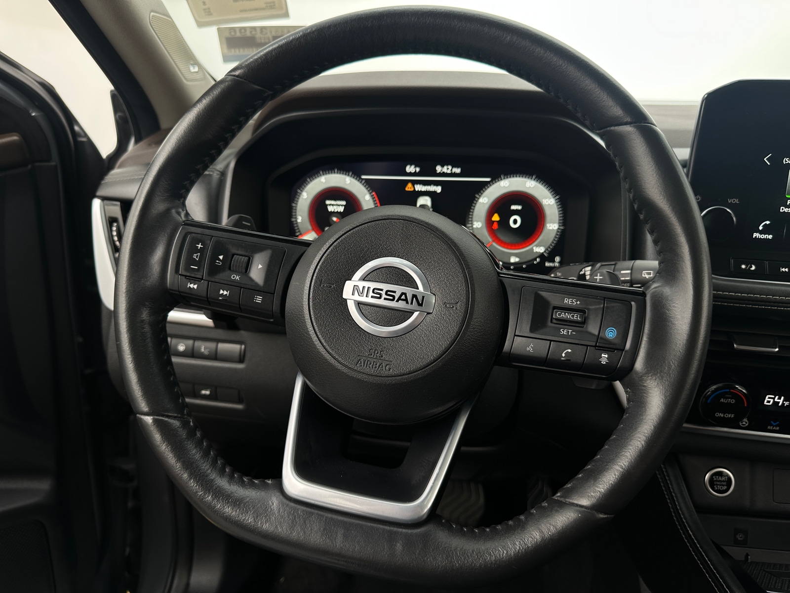Thumbnail: 2021 Nissan Rogue - 4
