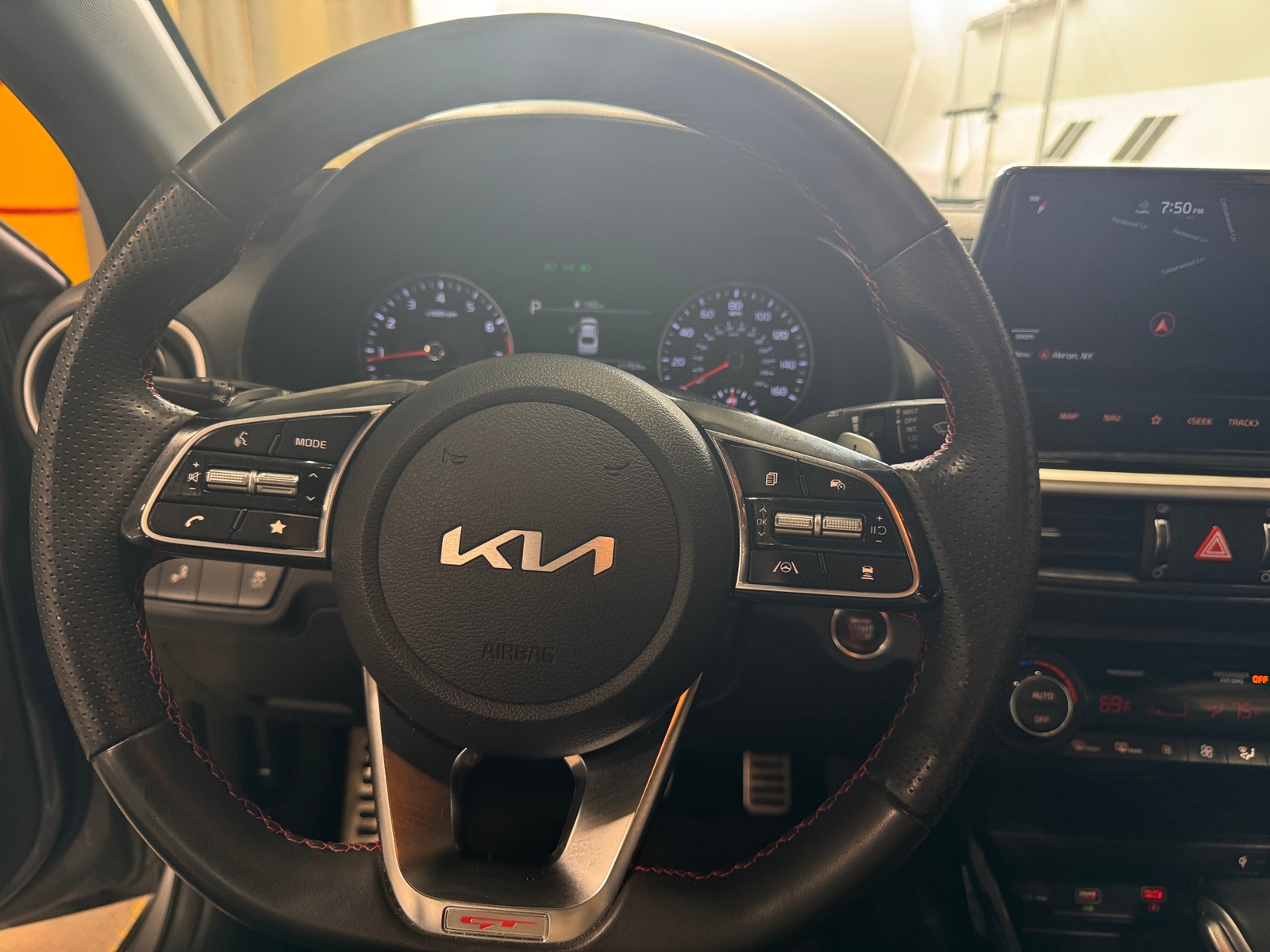Thumbnail: 2022 Kia Forte - 5