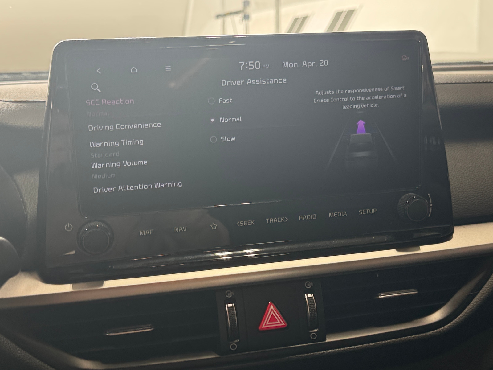 Thumbnail: 2022 Kia Forte - 4