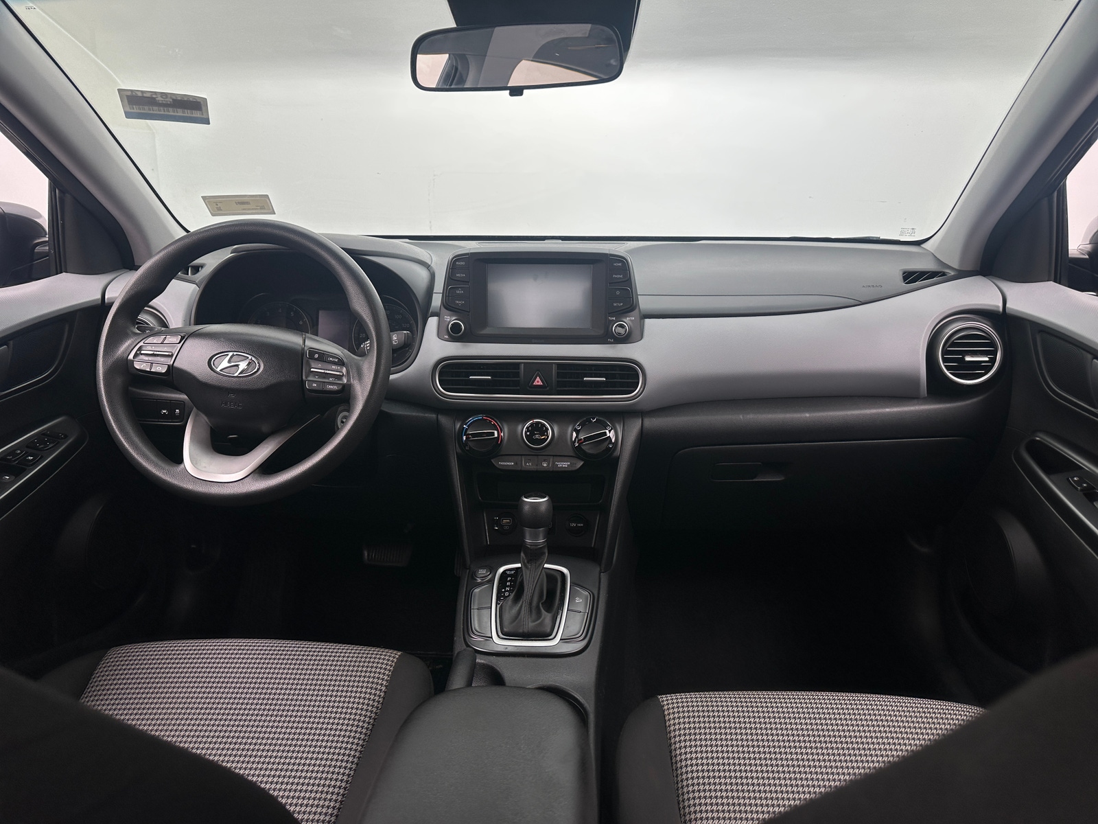 Thumbnail: 2020 Hyundai Kona - 3