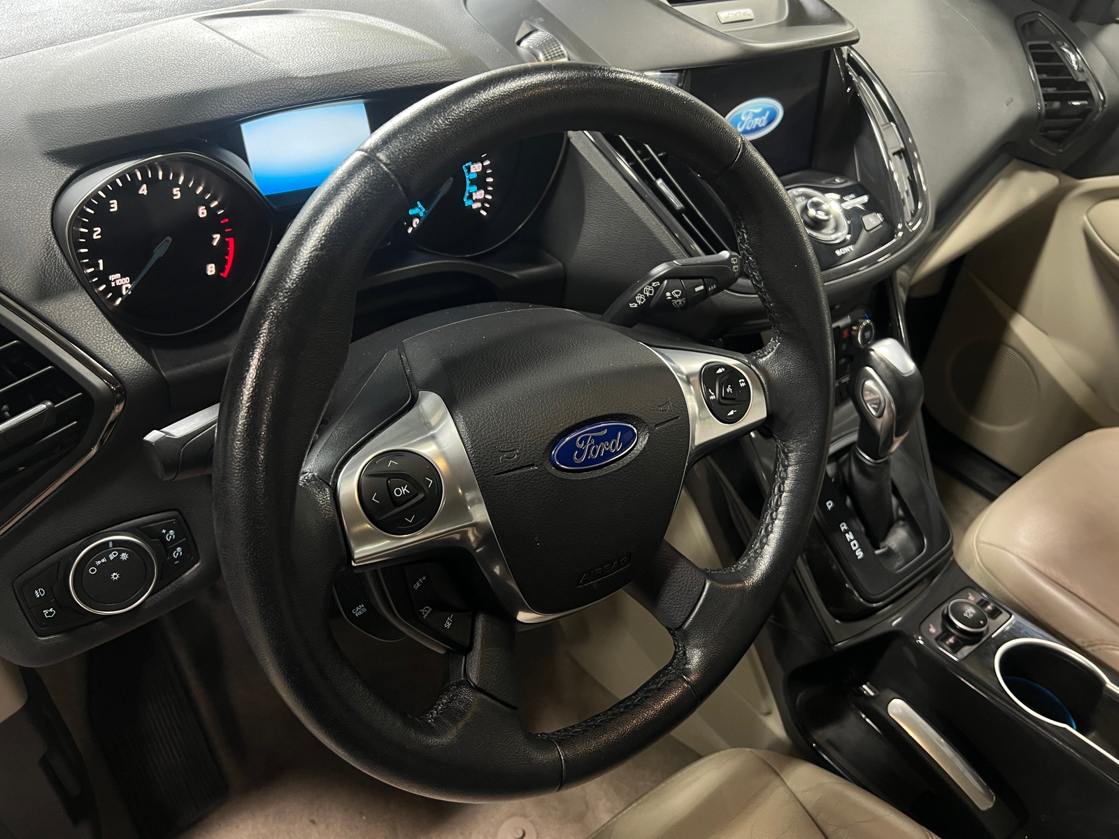 Thumbnail: 2016 Ford Escape - 4