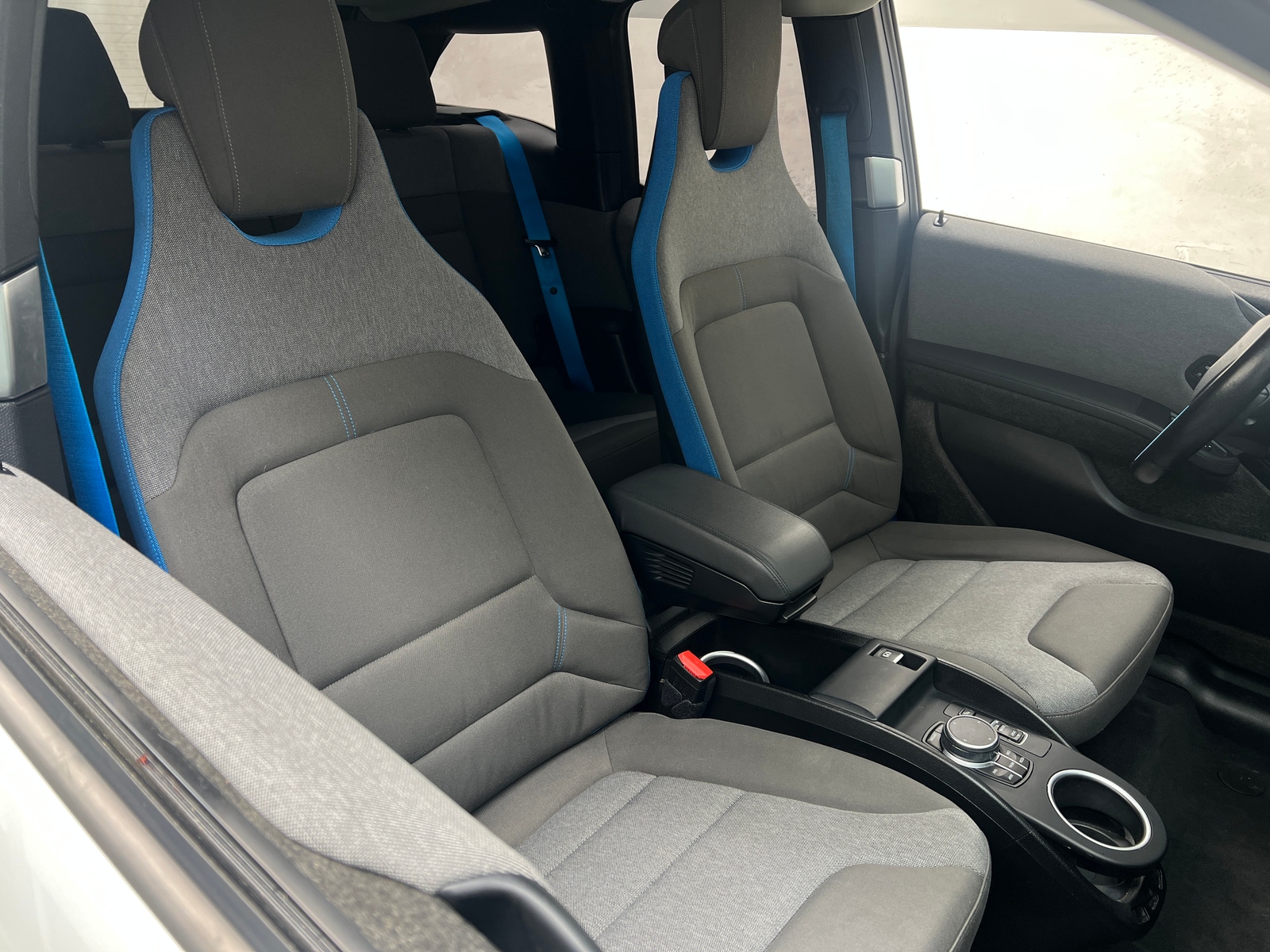 Thumbnail: 2019 BMW i3 - 2