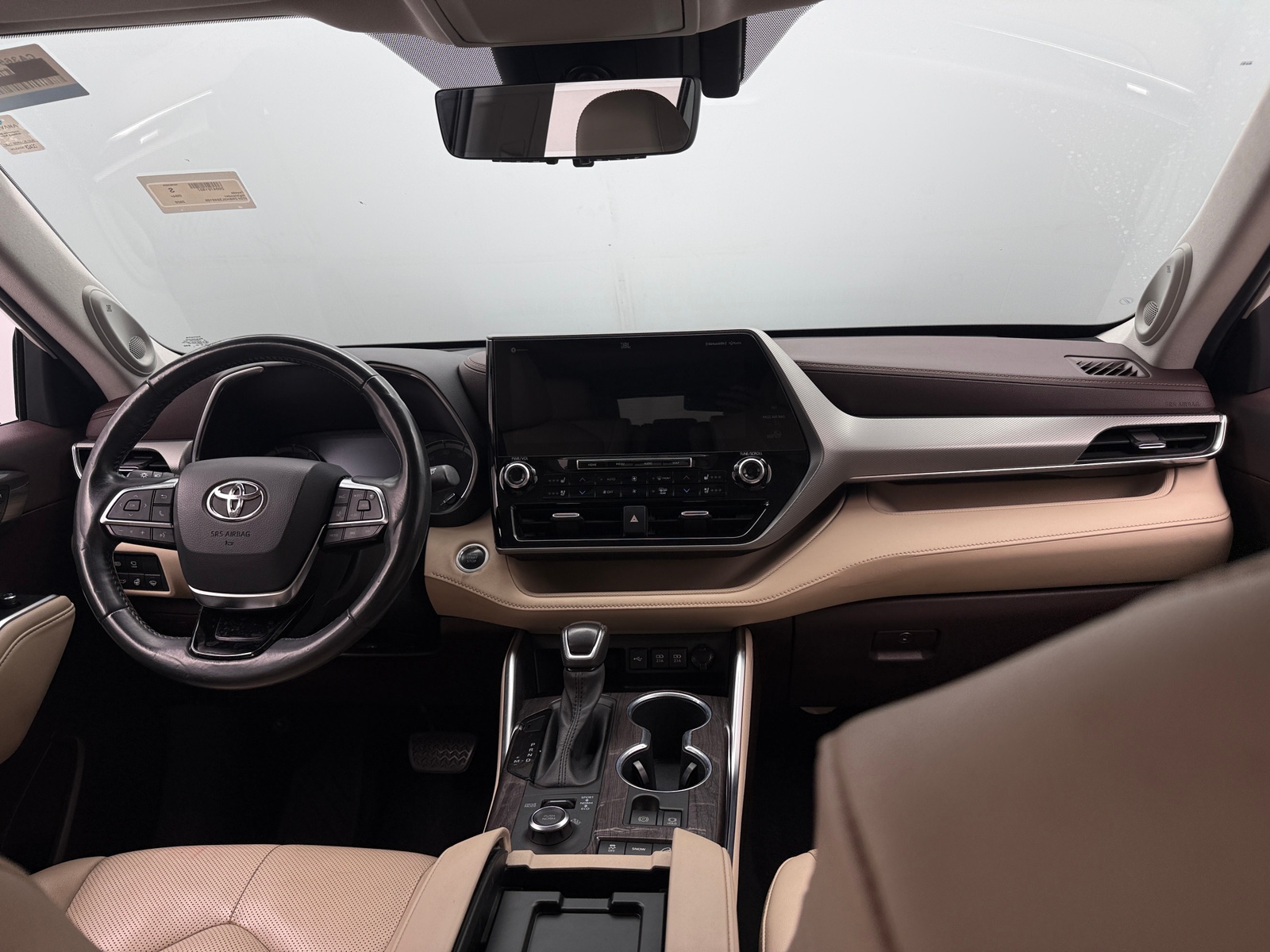 Thumbnail: 2020 Toyota Highlander - 2