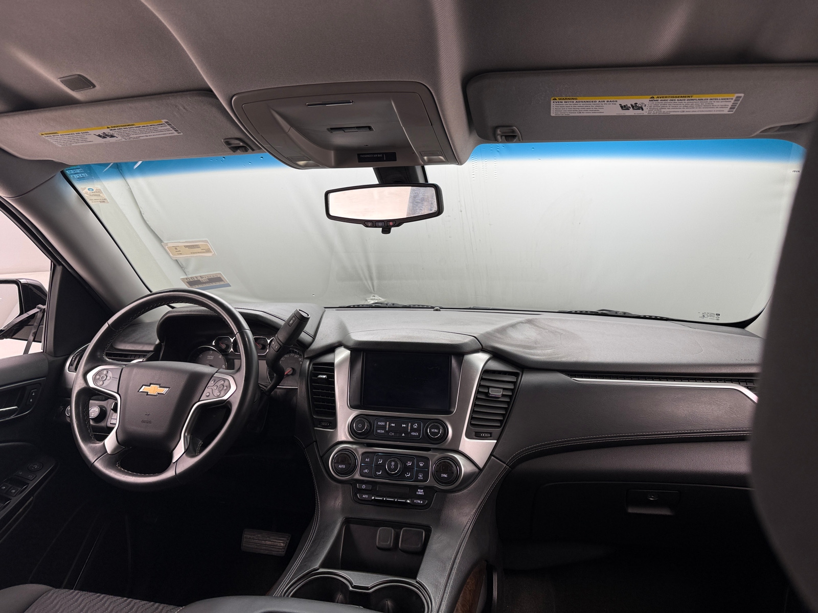 Thumbnail: 2017 Chevrolet Tahoe - 3