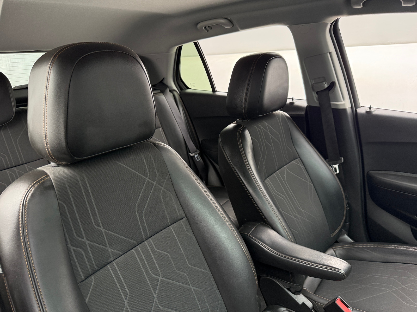 Thumbnail: 2019 Chevrolet Trax - 2