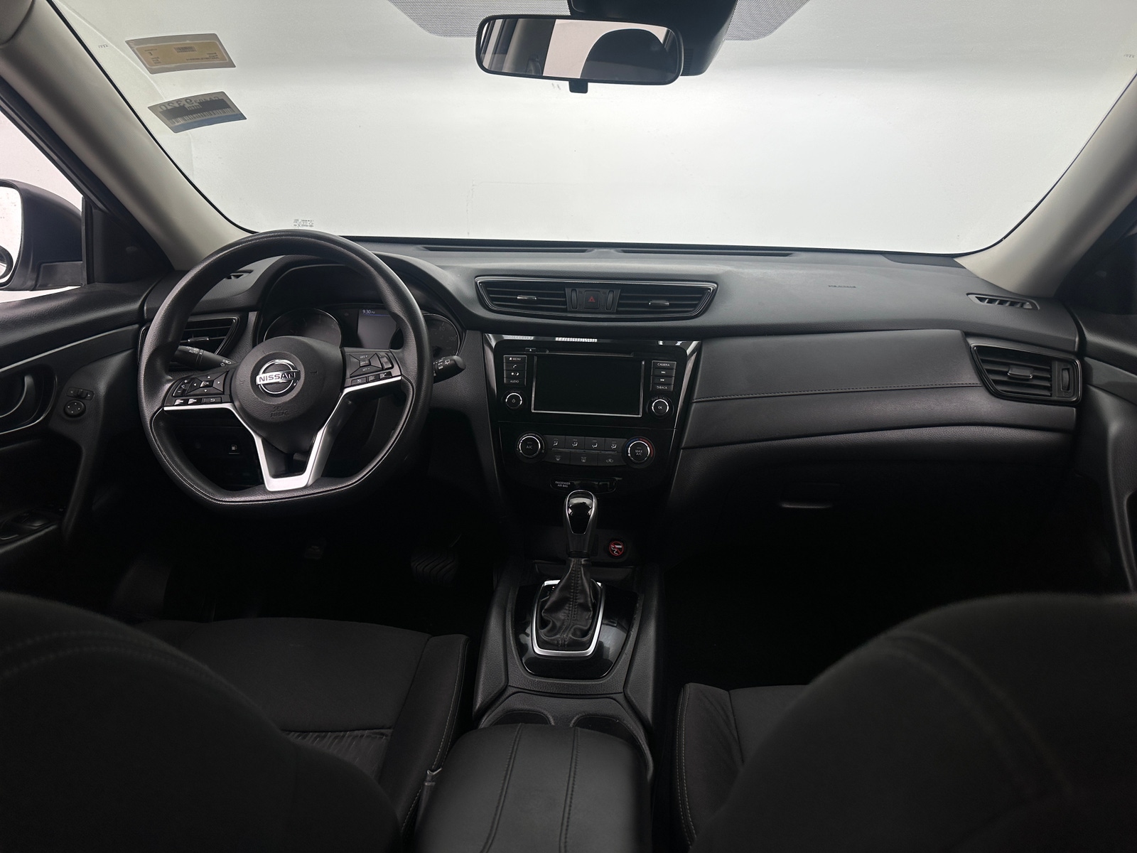 Thumbnail: 2020 Nissan Rogue - 3