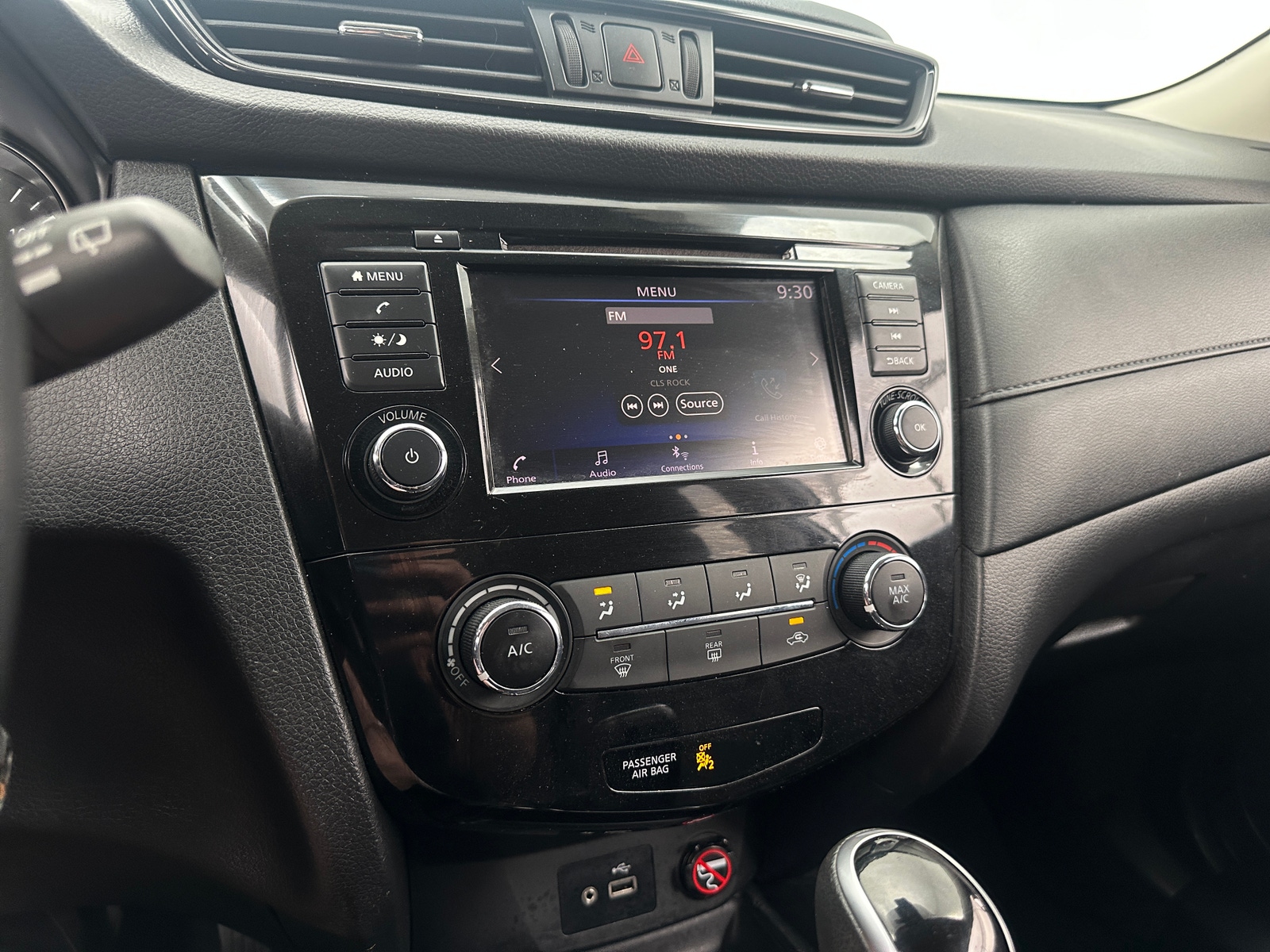 Thumbnail: 2020 Nissan Rogue - 4