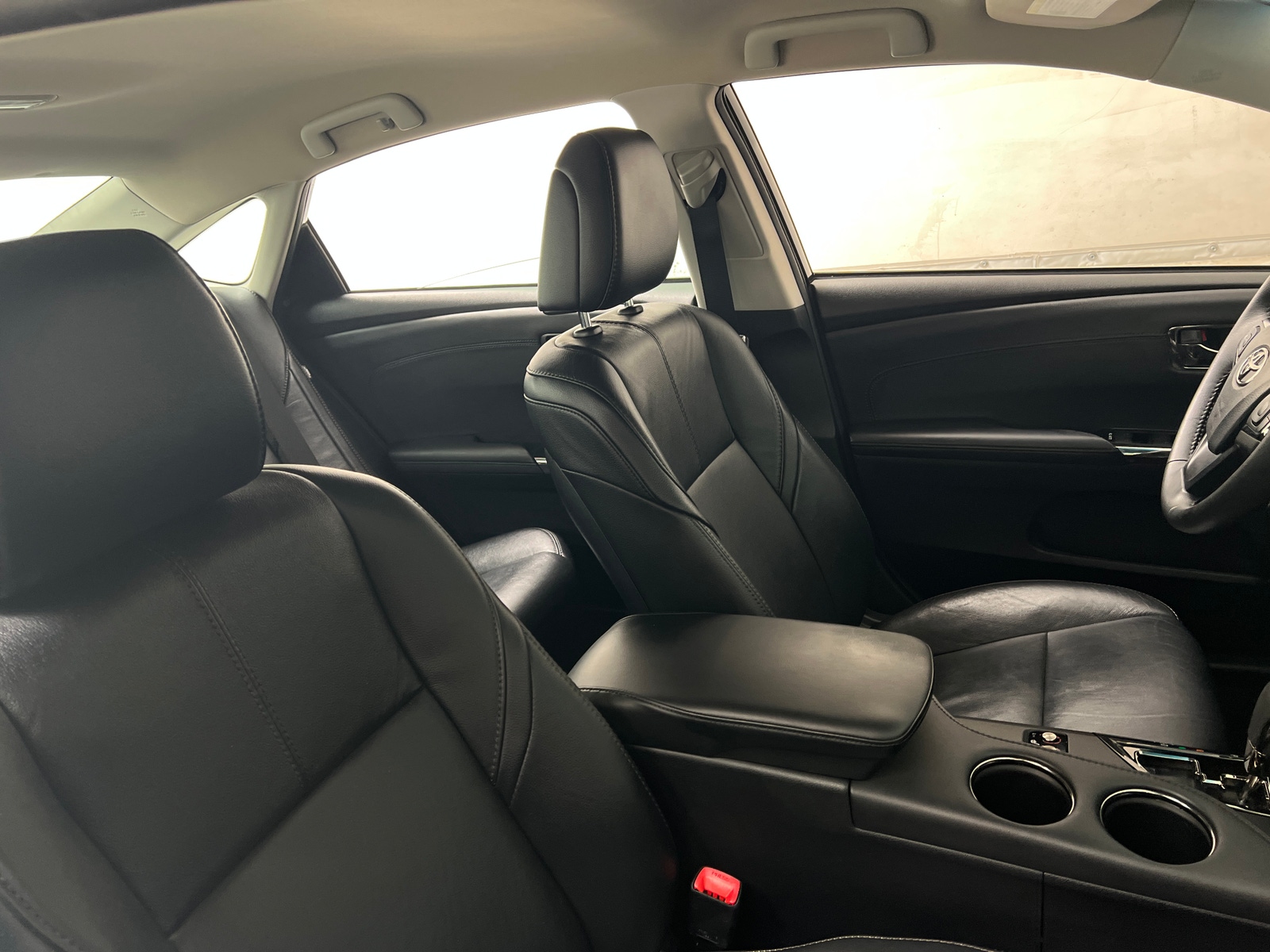 Thumbnail: 2013 Toyota Avalon - 2