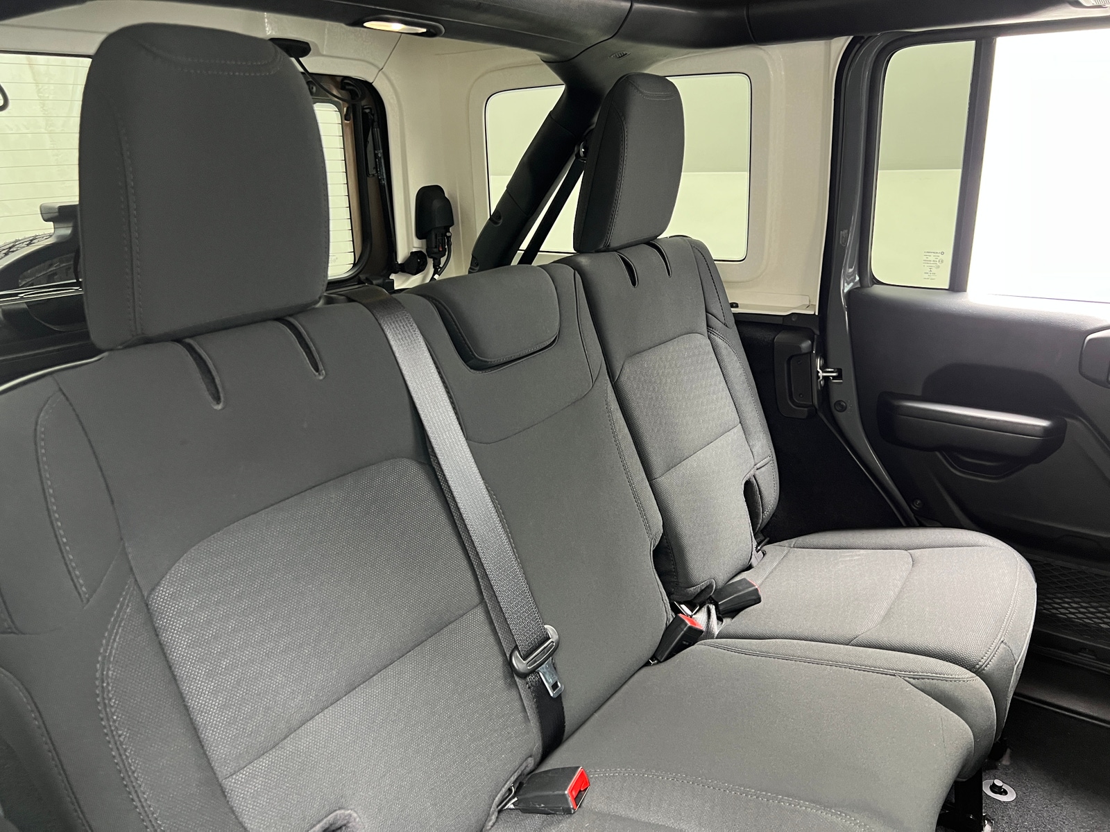 Thumbnail: 2020 Jeep Wrangler - 6