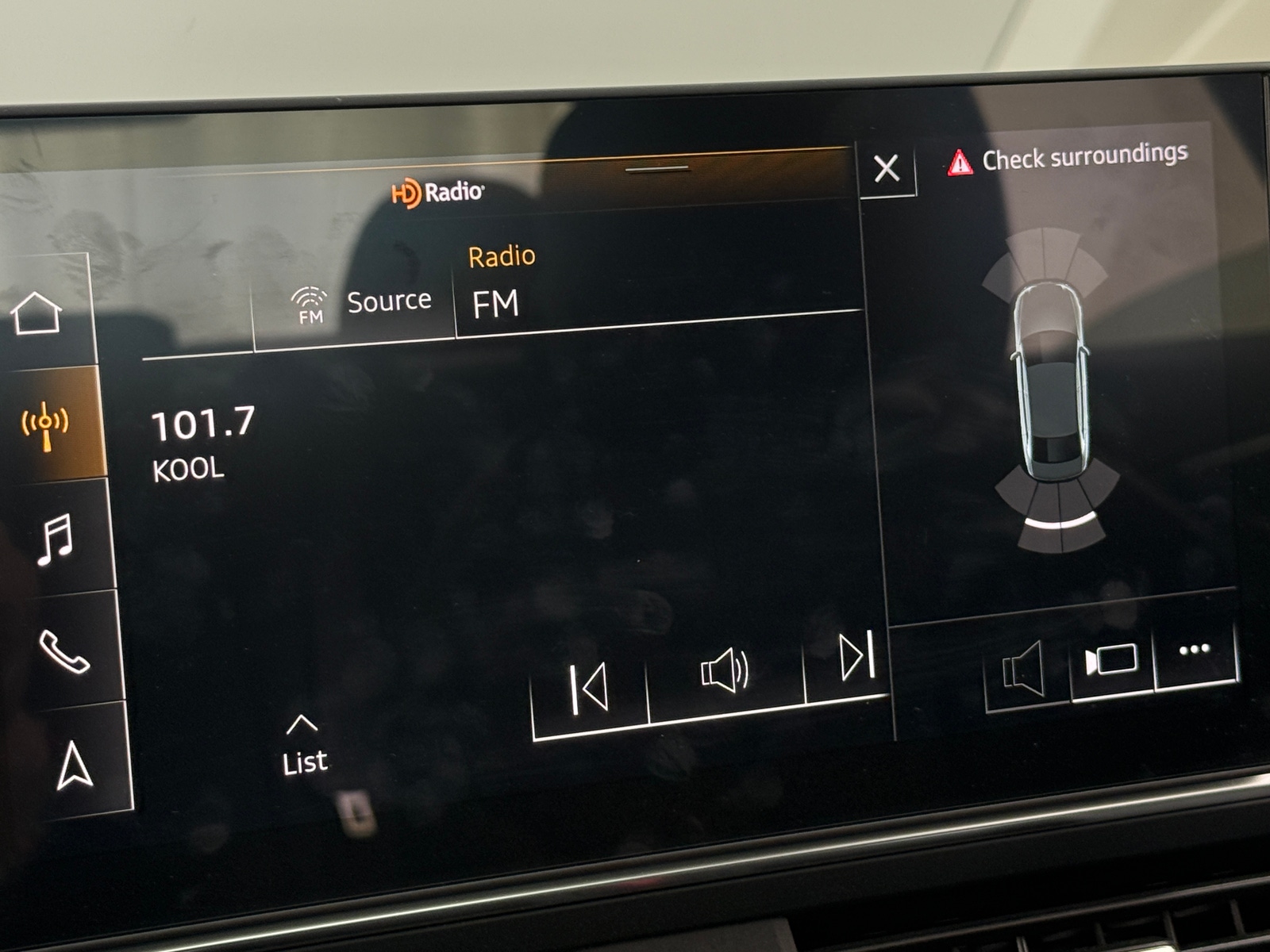 Thumbnail: 2023 Audi A4 - 3
