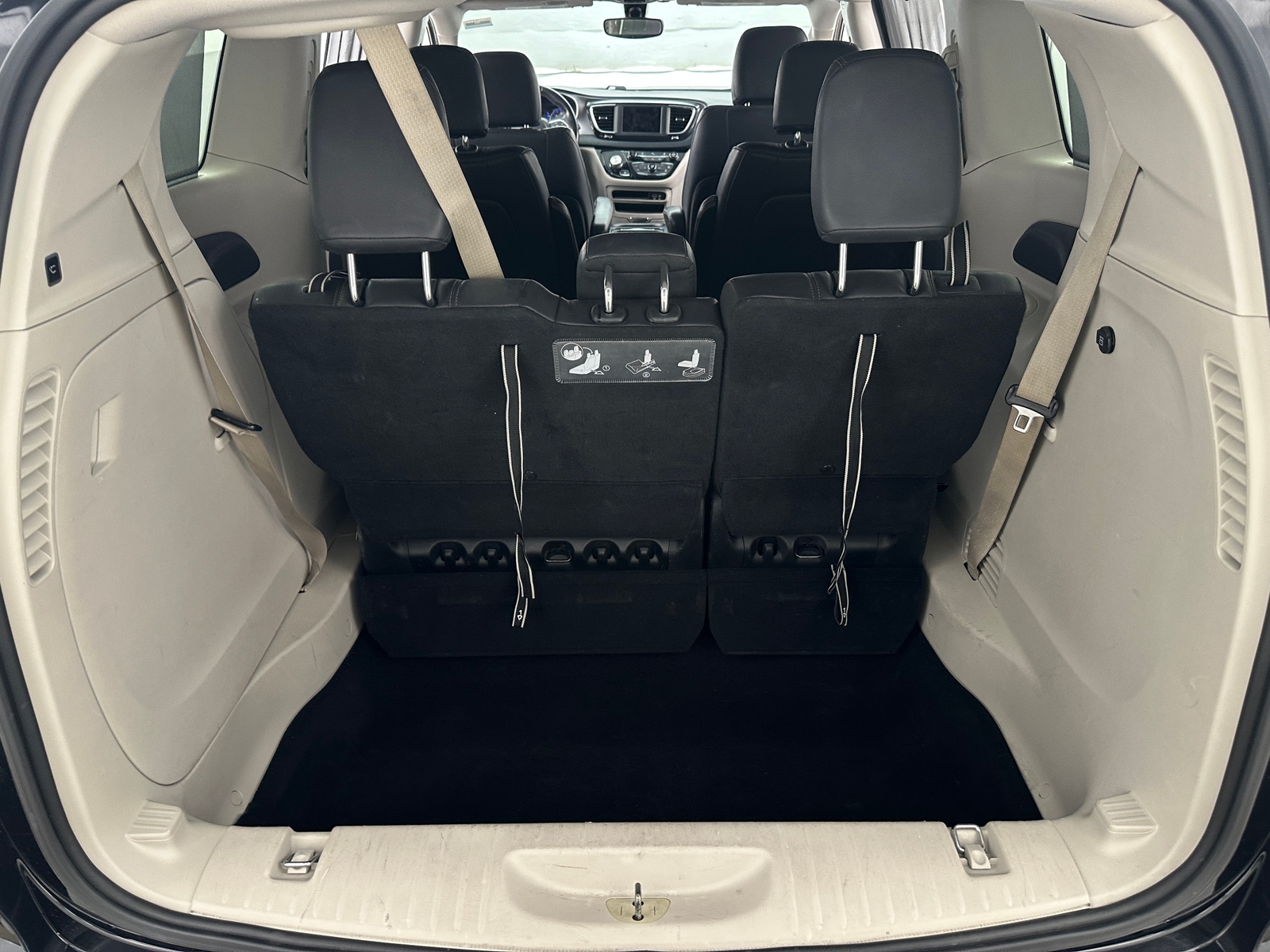 Thumbnail: 2020 Chrysler Pacifica - 6