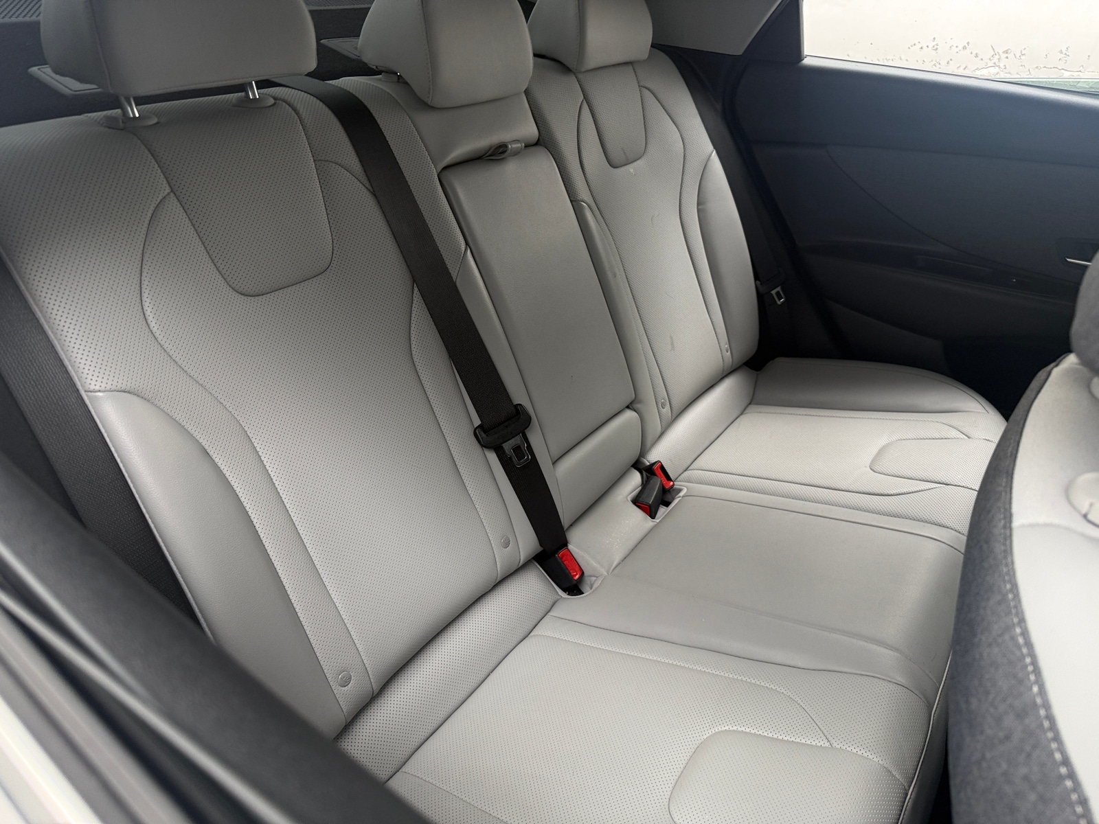 Thumbnail: 2023 Hyundai Elantra - 5