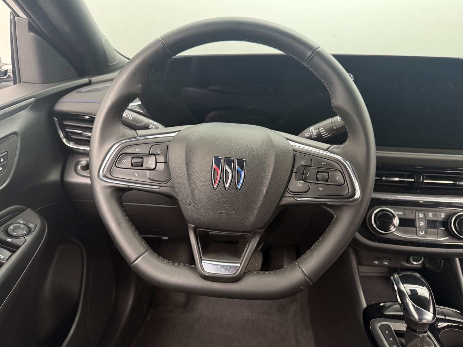 Thumbnail: 2025 Buick Envista - 4