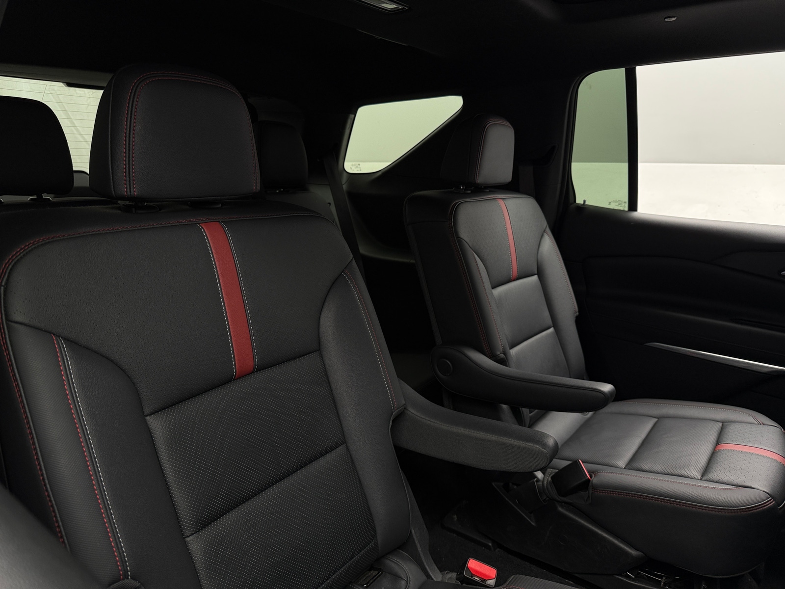Thumbnail: 2024 Chevrolet Traverse - 5
