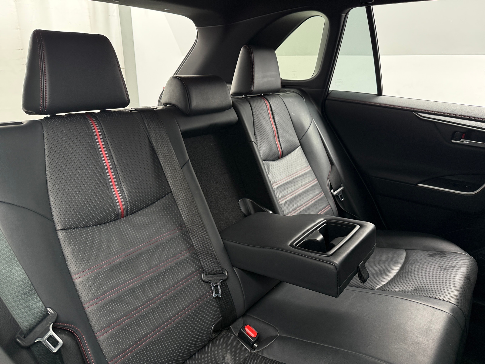 Thumbnail: 2021 Toyota RAV4 - 5