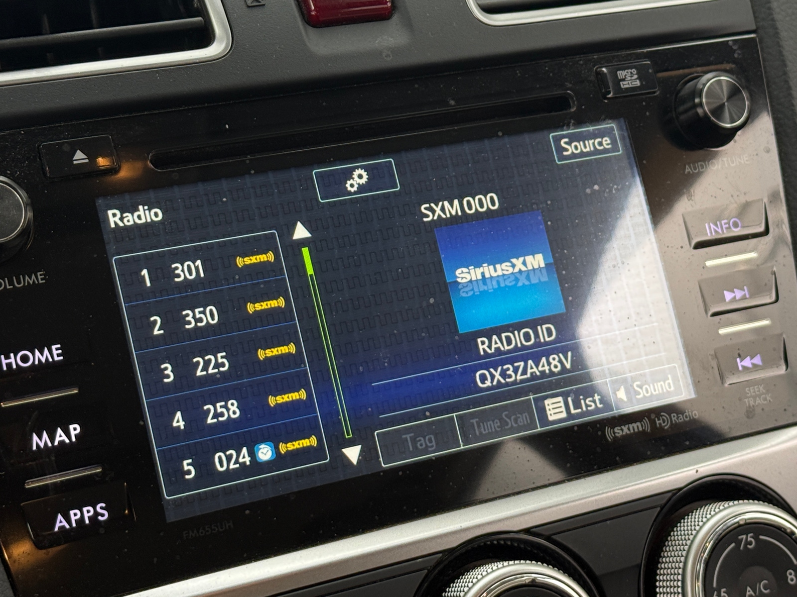 Thumbnail: 2016 Subaru Crosstrek - 3