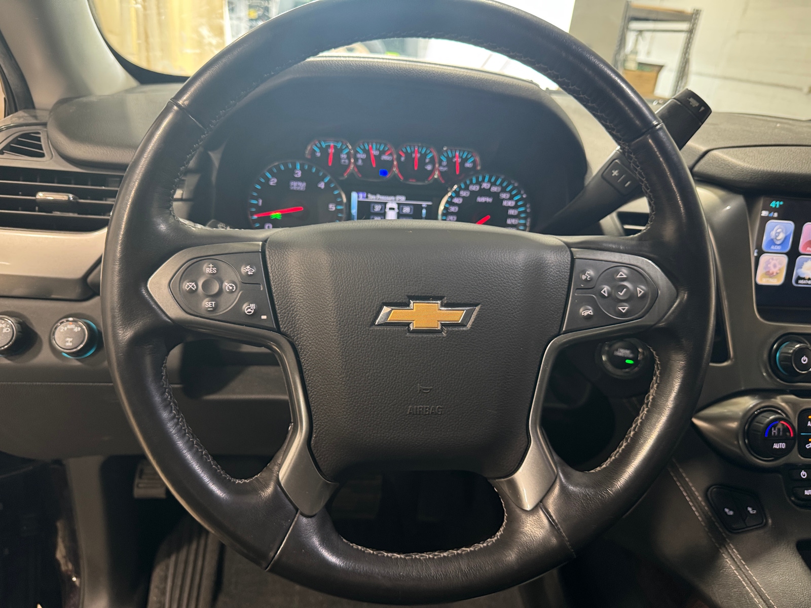 Thumbnail: 2020 Chevrolet Tahoe - 4