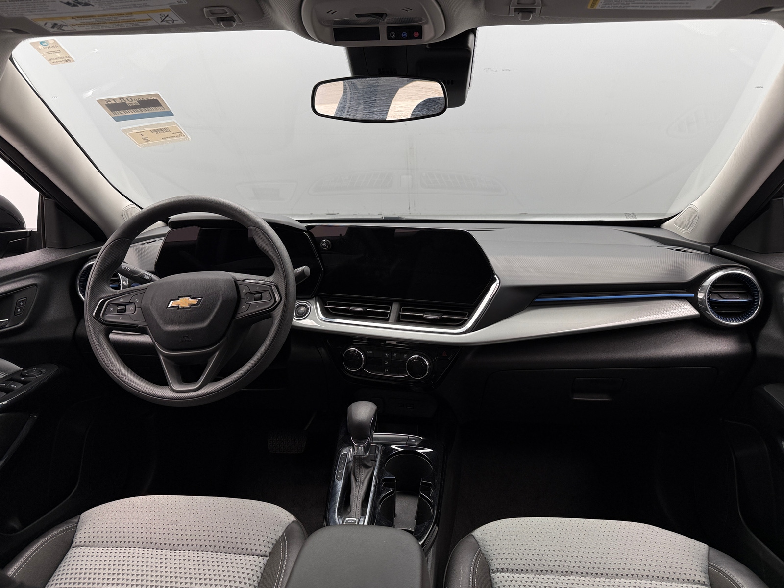 Thumbnail: 2025 Chevrolet Trax - 3