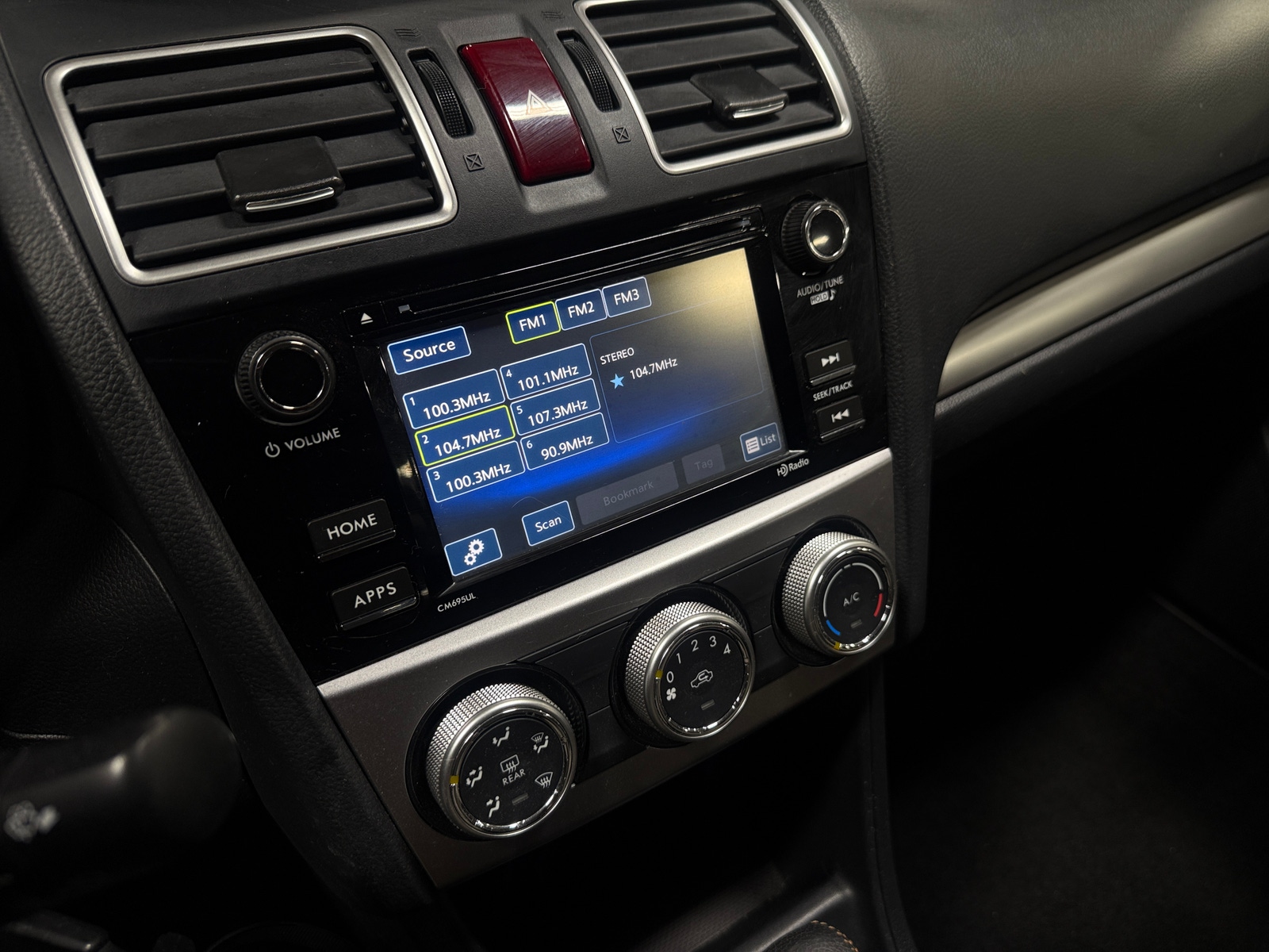 Thumbnail: 2016 Subaru Crosstrek - 4