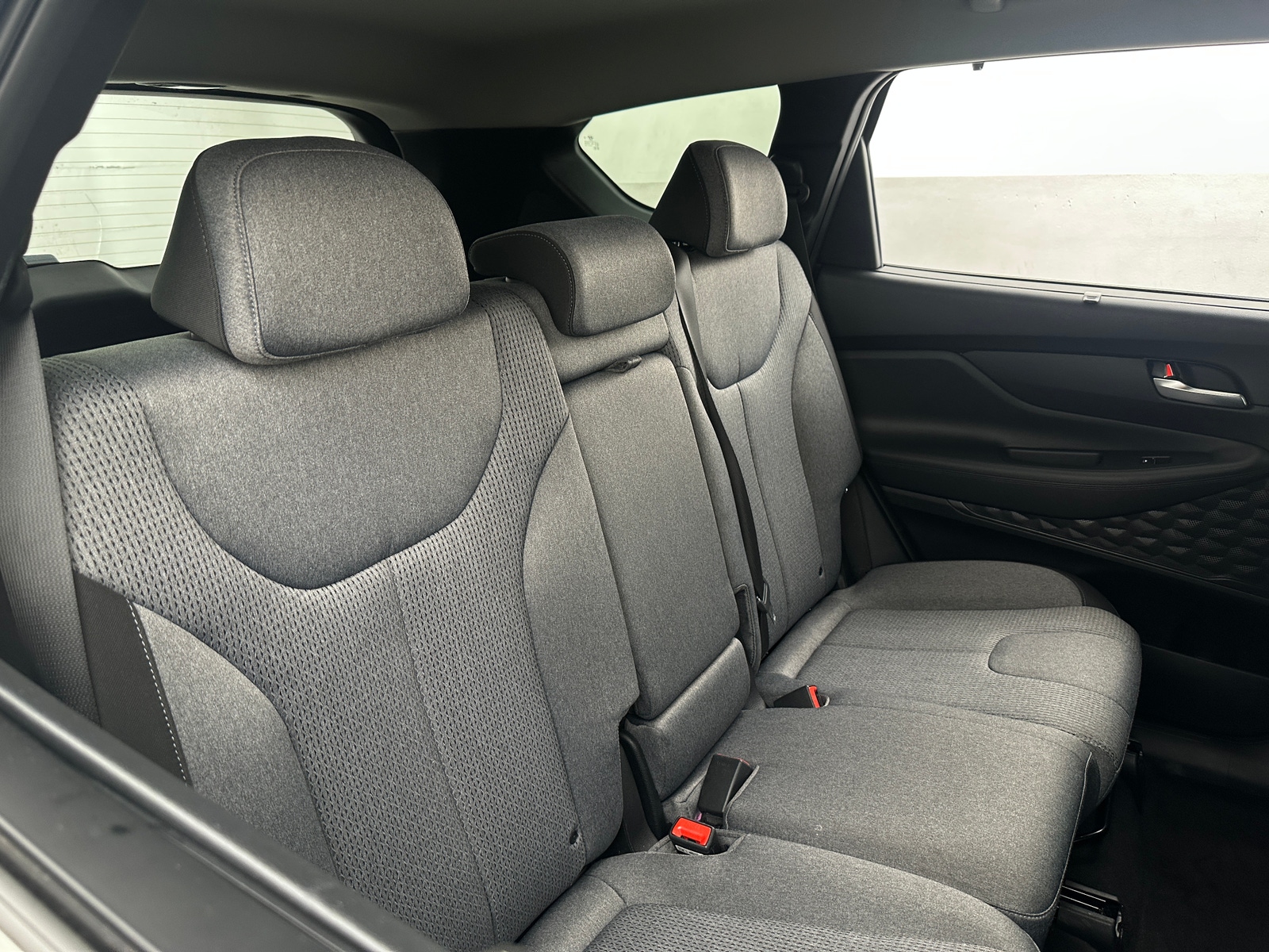 Thumbnail: 2022 Hyundai Santa Fe - 6