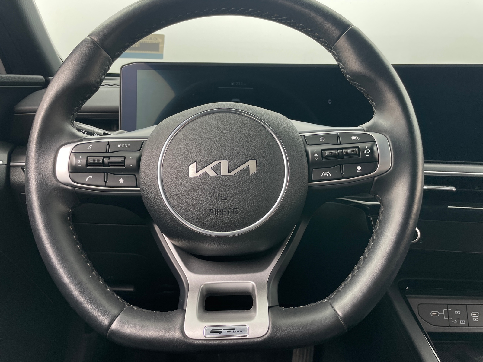 Thumbnail: 2025 Kia K5 - 4