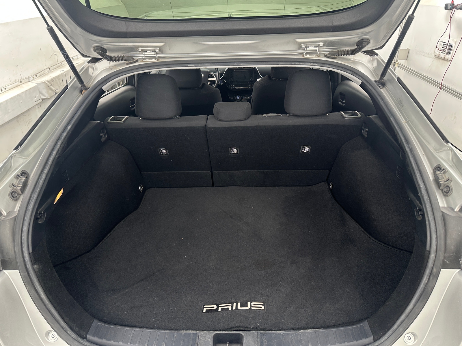 Thumbnail: 2017 Toyota Prius - 7