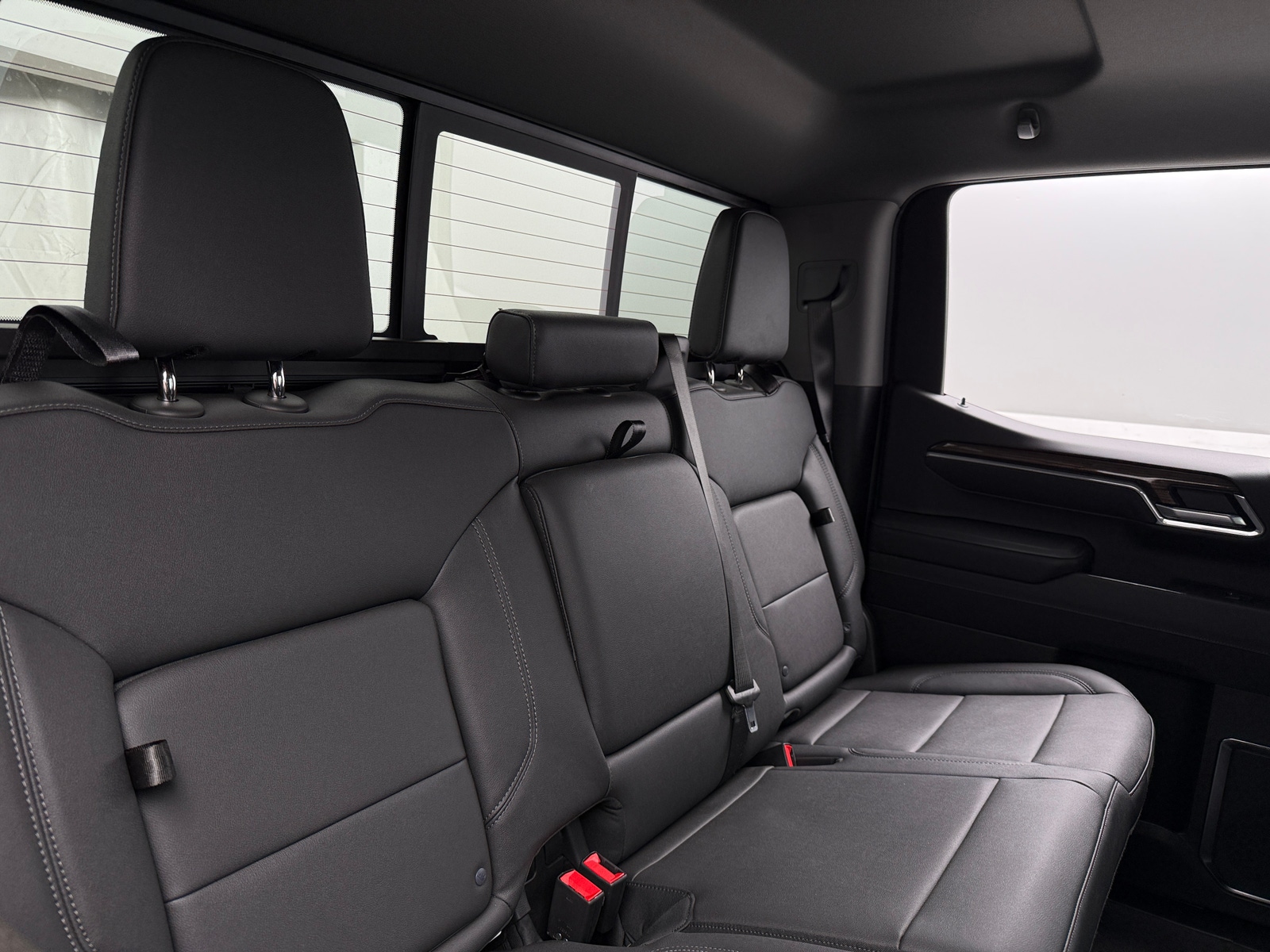 Thumbnail: 2026 Chevrolet Silverado 1500 - 5