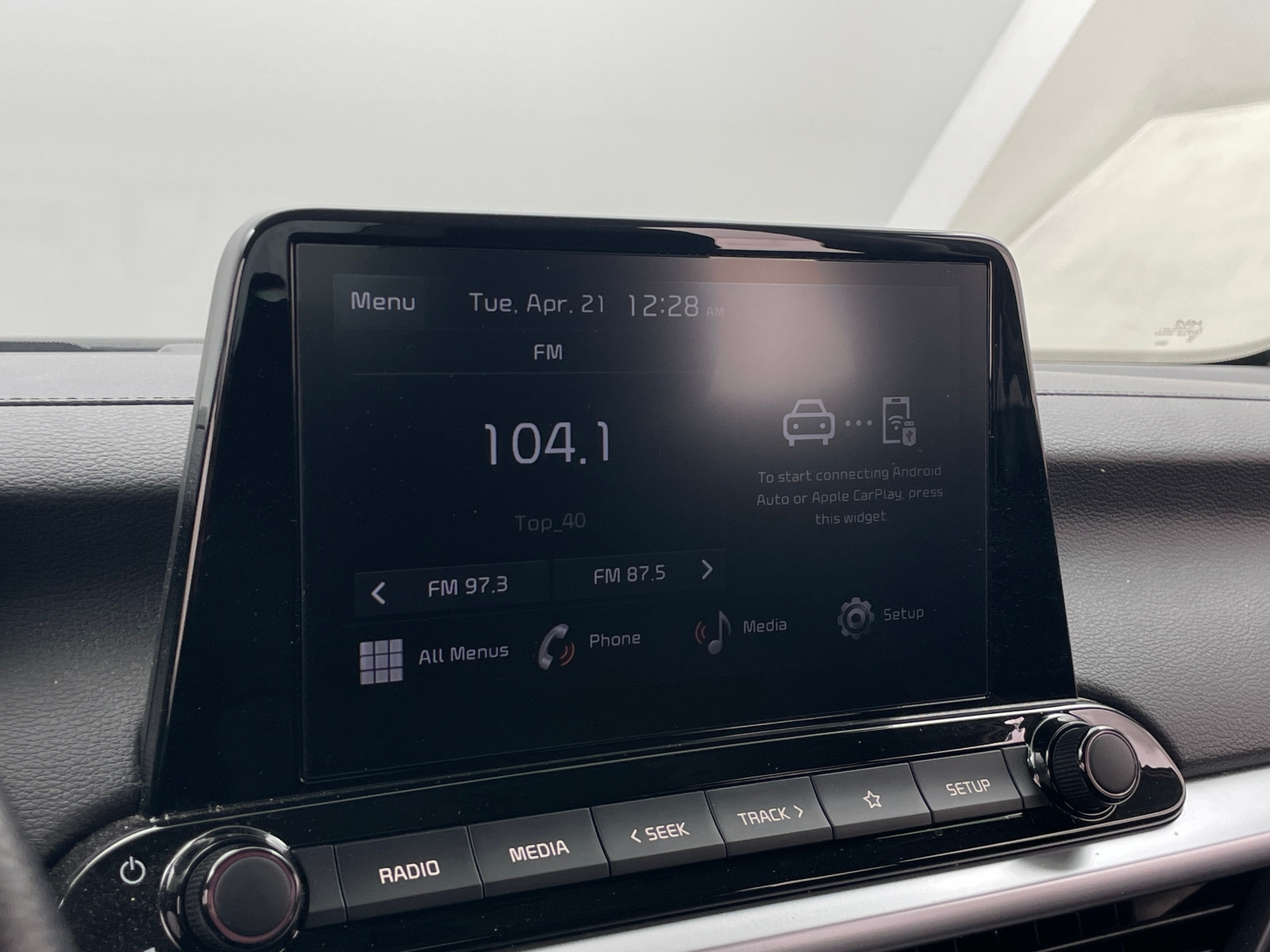 Thumbnail: 2024 Kia Forte - 4