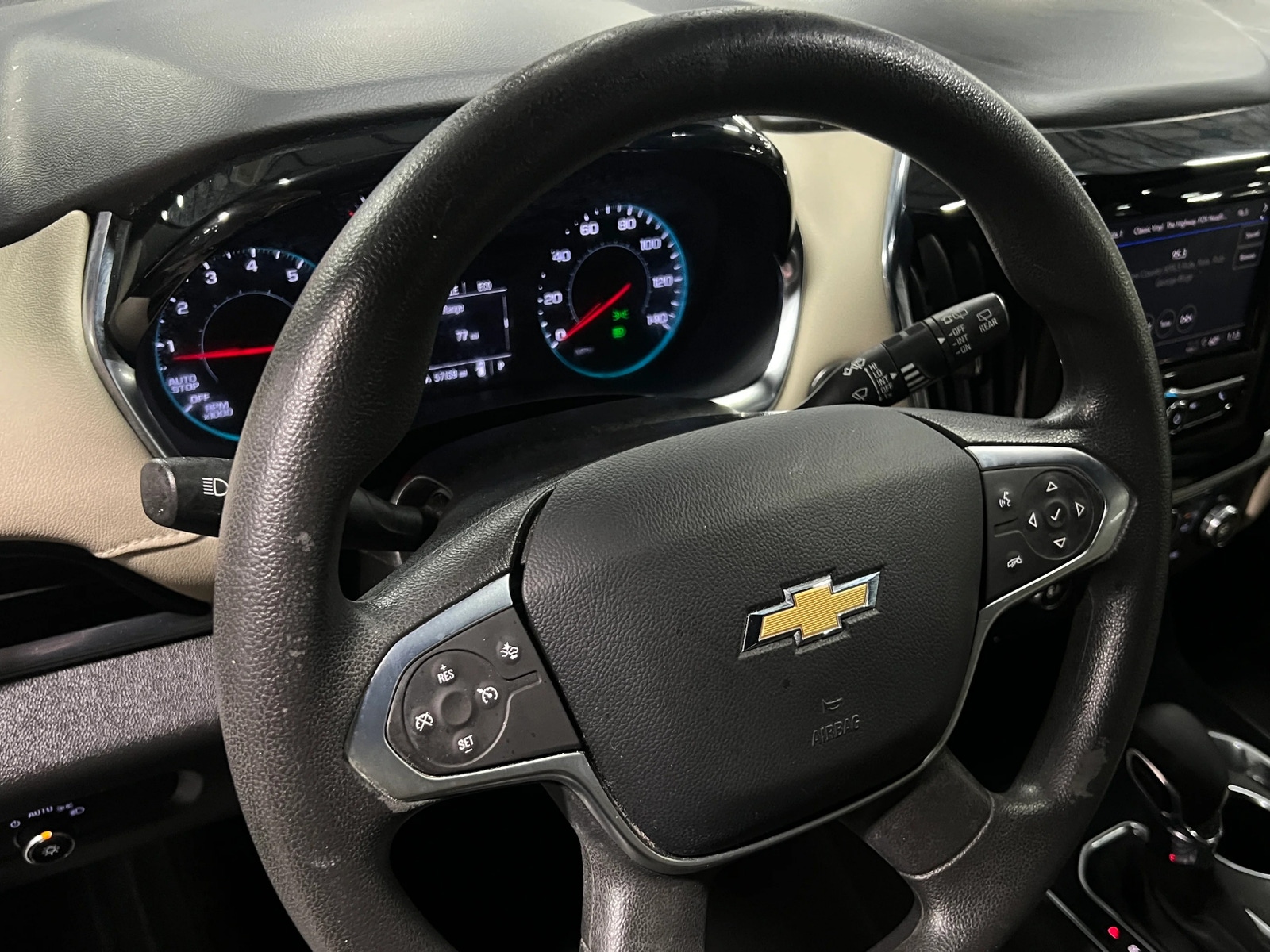 Thumbnail: 2023 Chevrolet Traverse - 5