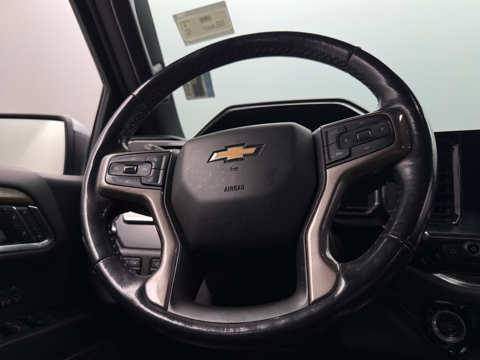 Thumbnail: 2022 Chevrolet Silverado 1500 - 4
