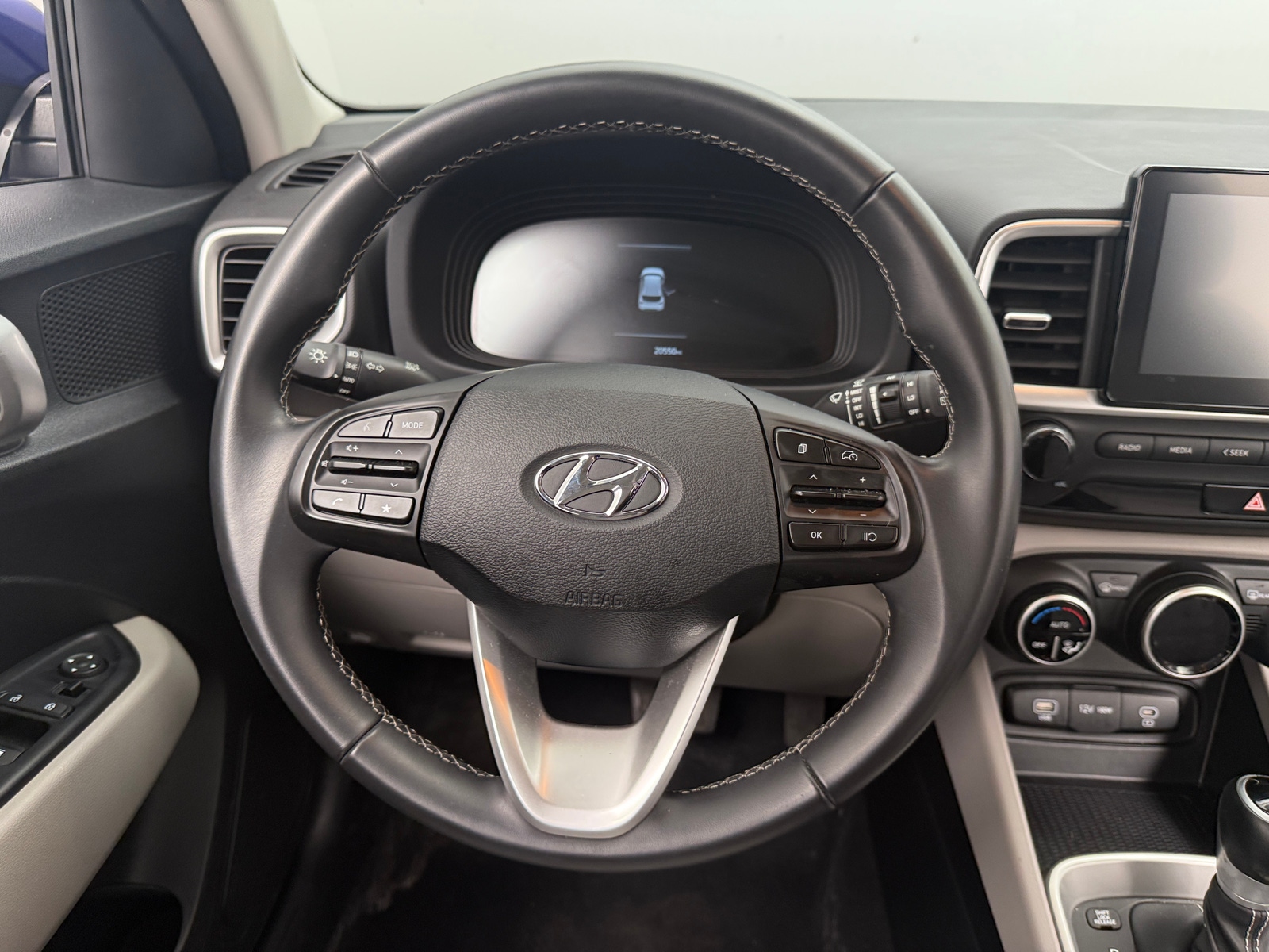 Thumbnail: 2025 Hyundai Venue - 5