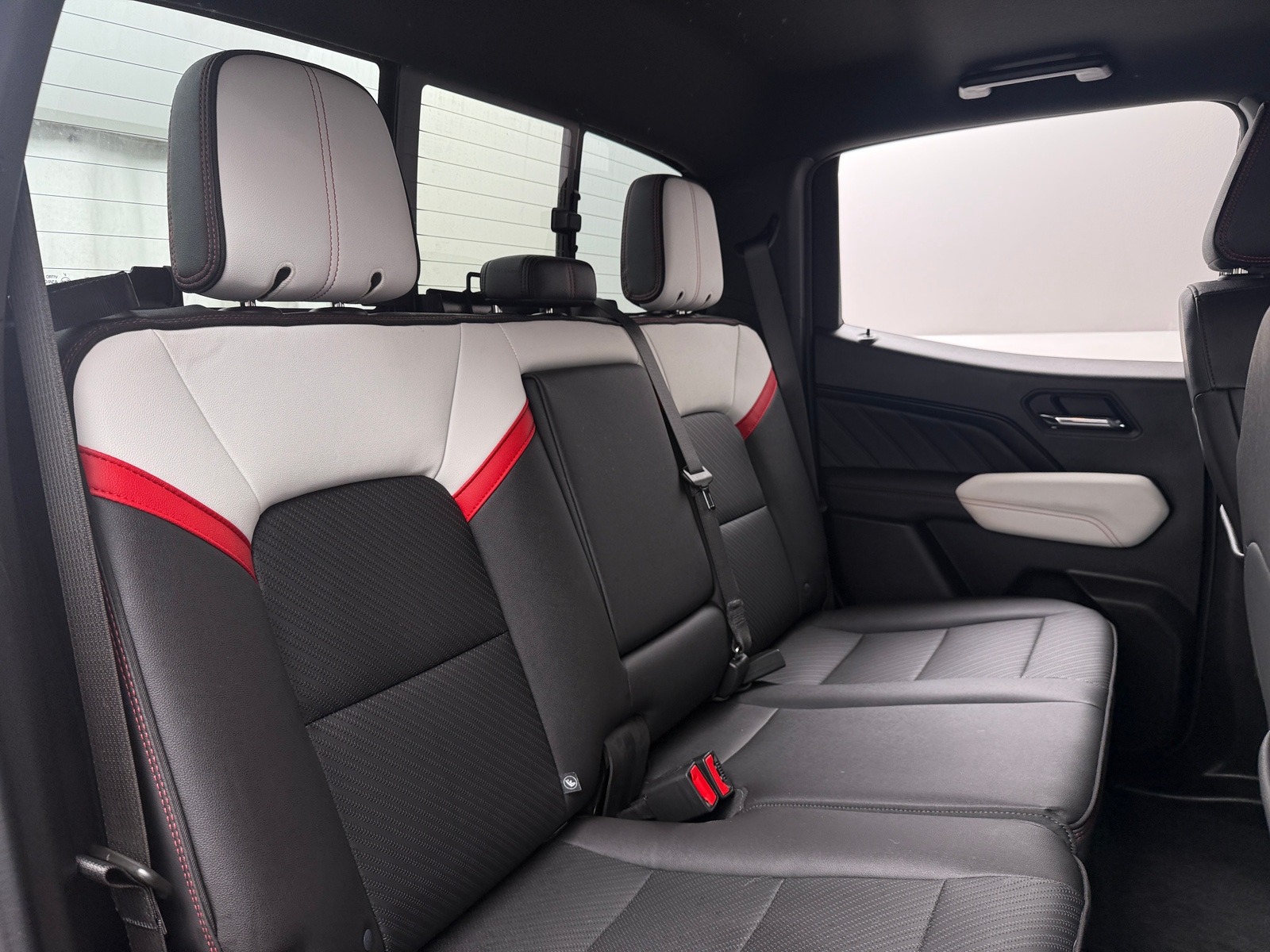 Thumbnail: 2023 GMC Canyon - 5