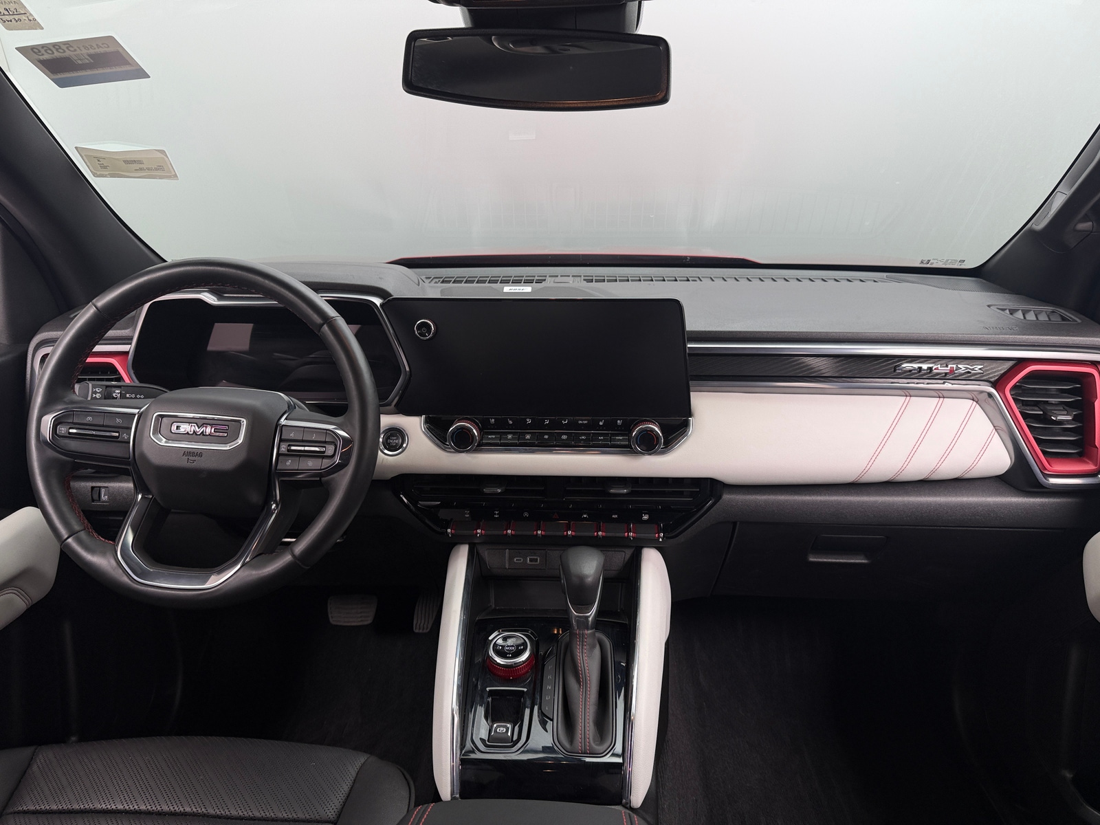 Thumbnail: 2023 GMC Canyon - 2