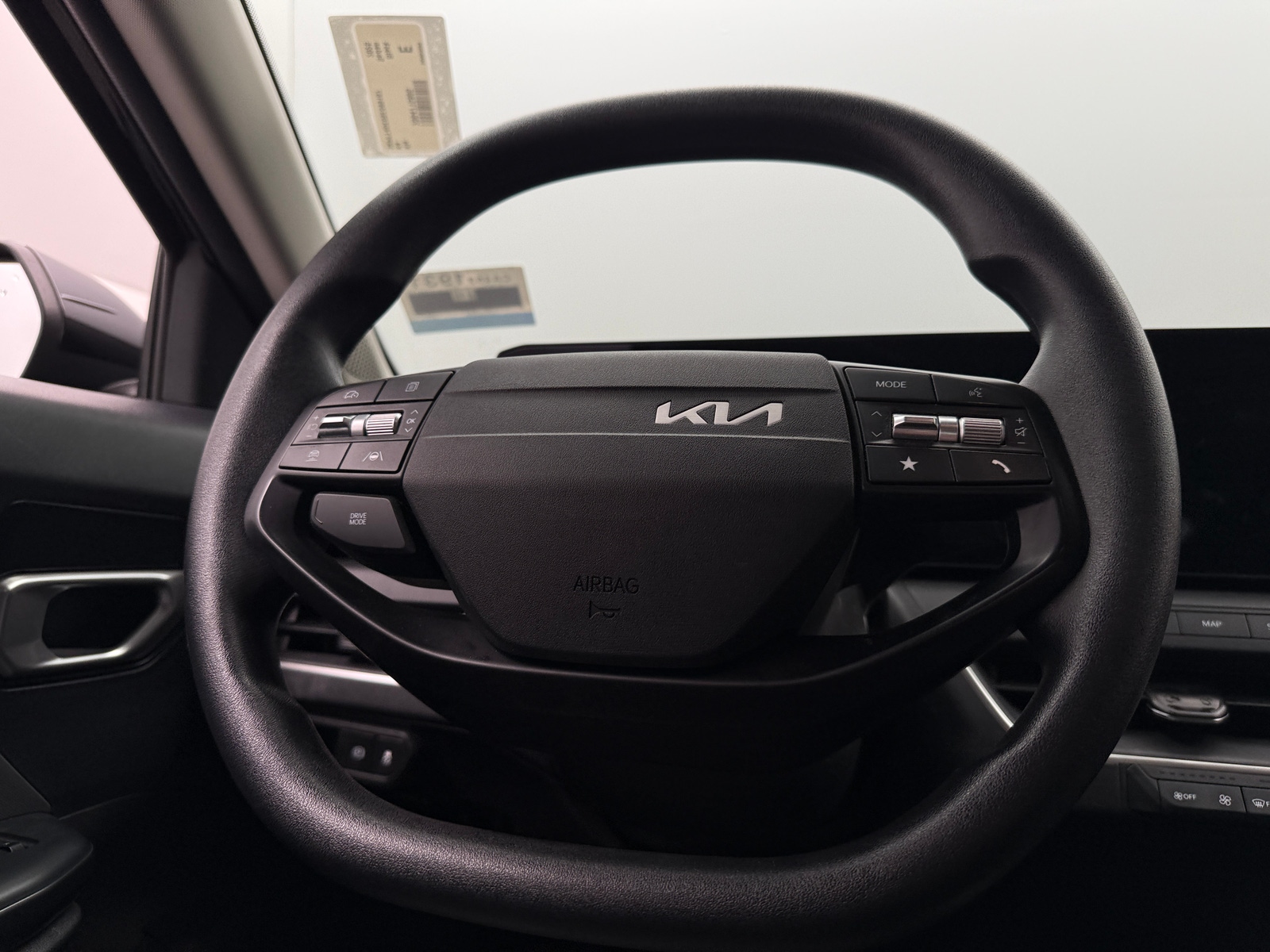 Thumbnail: 2025 Kia K4 - 5